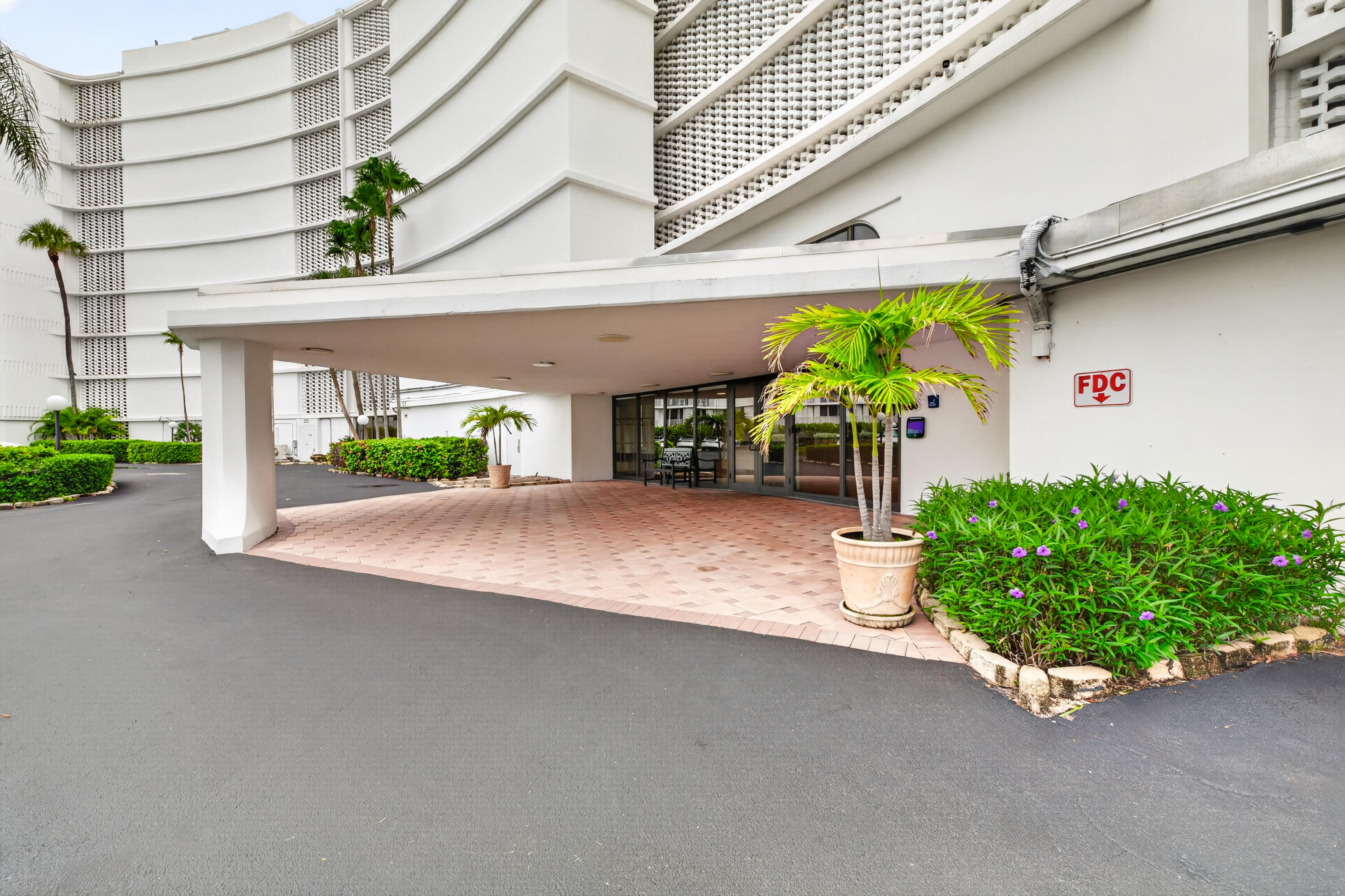 3590 S Ocean Boulevard 807 Property Photo 2