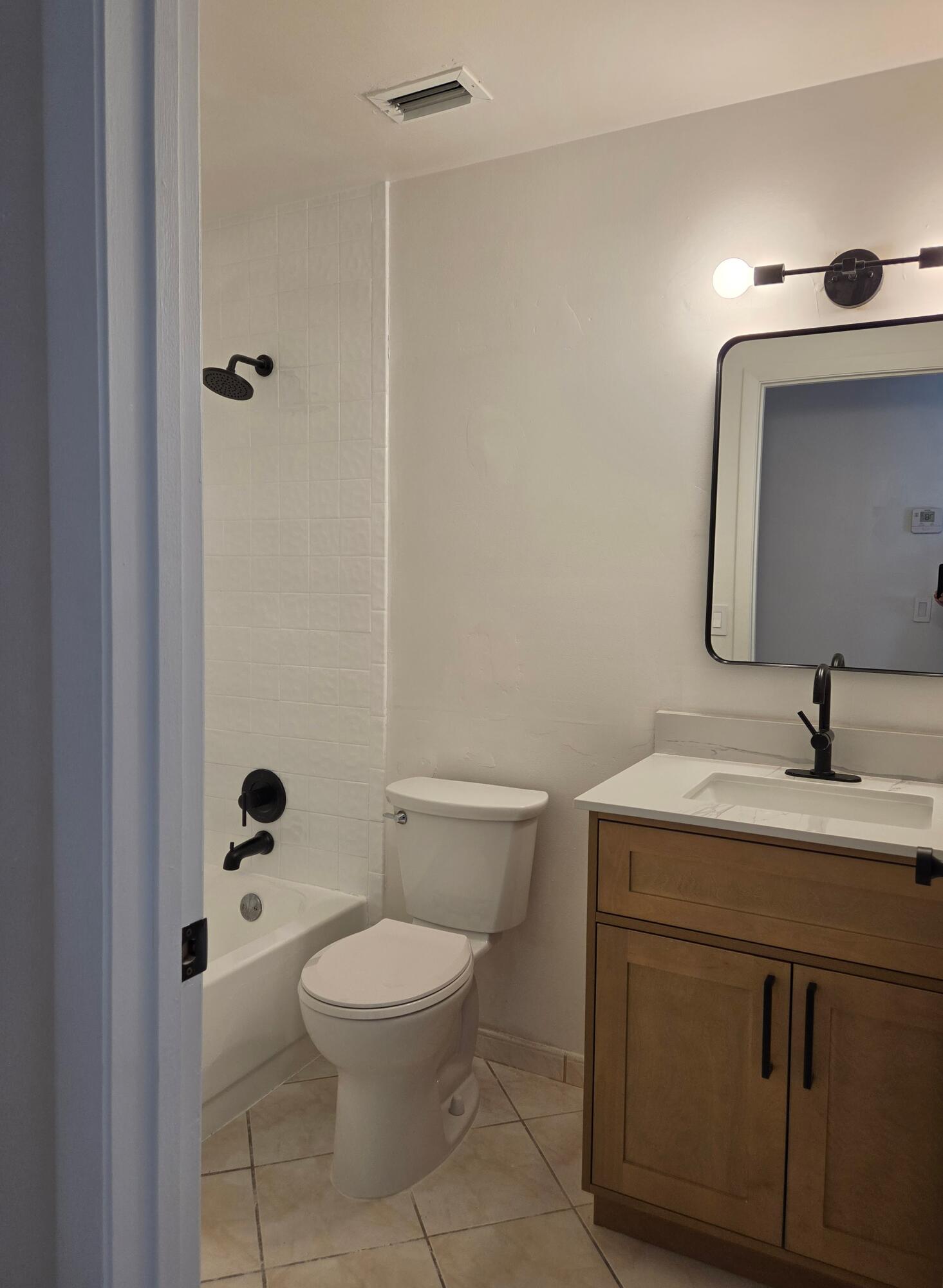 625 Sea Pine Way H Property Photo 16
