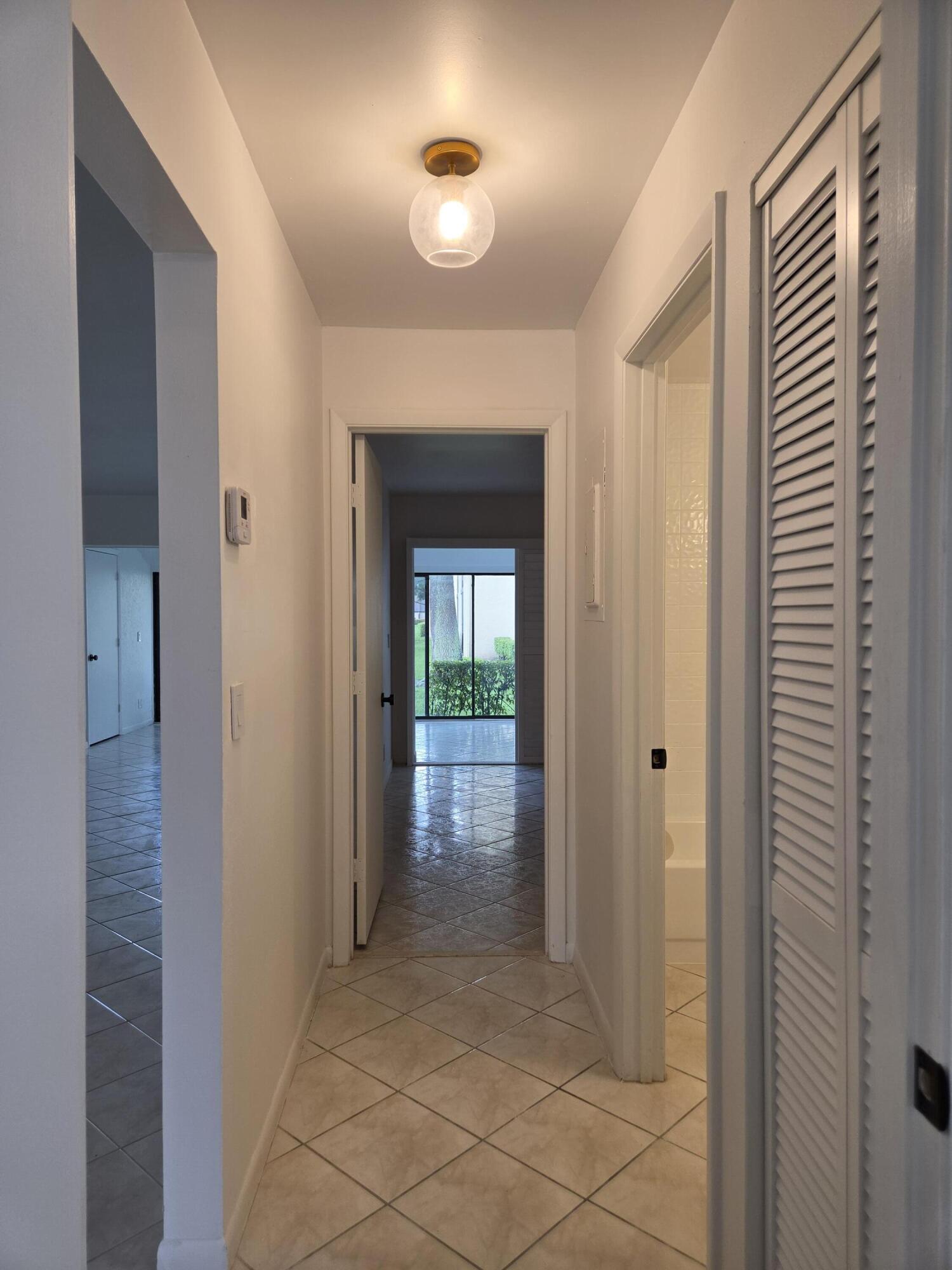 625 Sea Pine Way H Property Photo 17