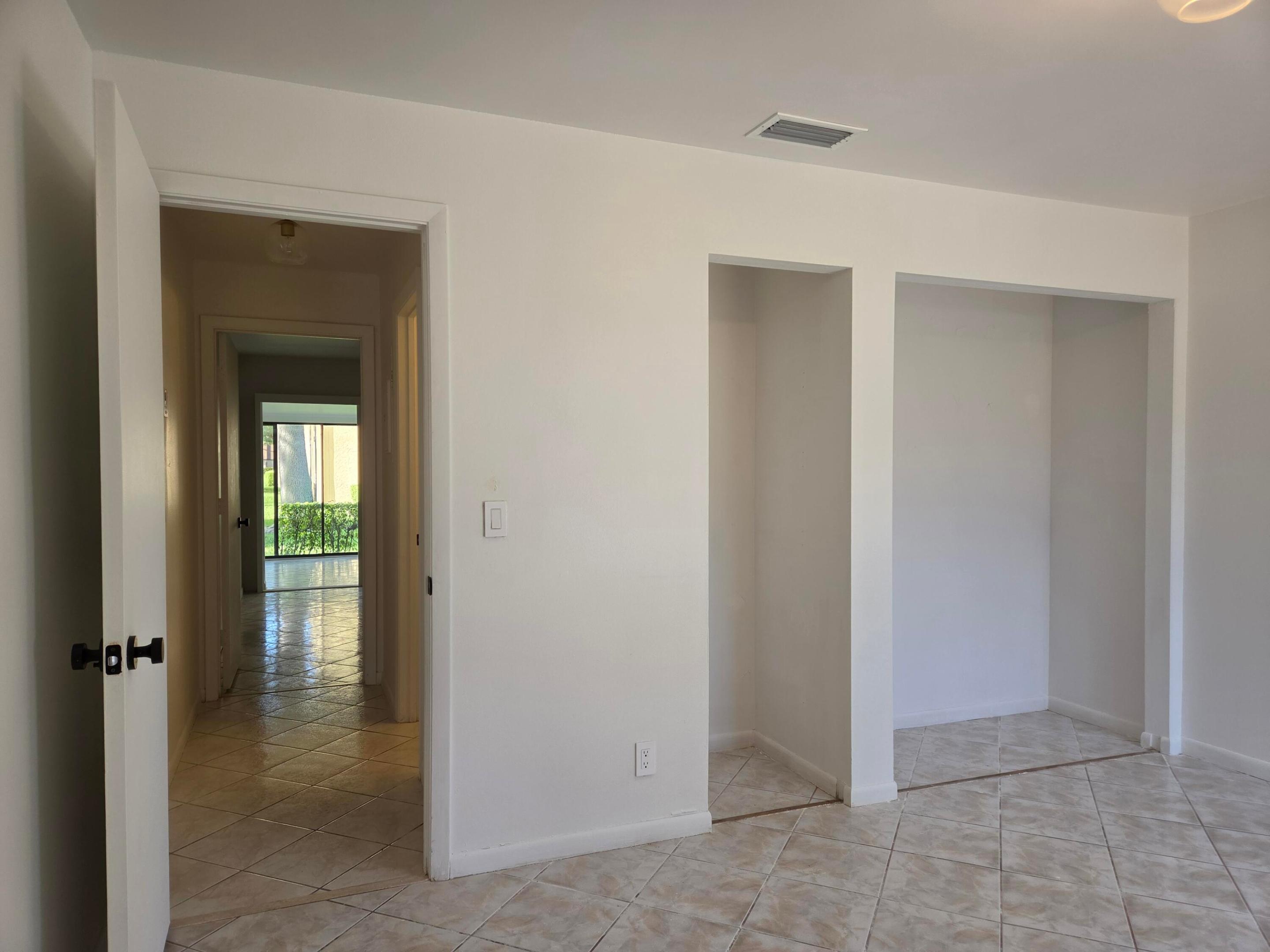 625 Sea Pine Way H Property Photo 22