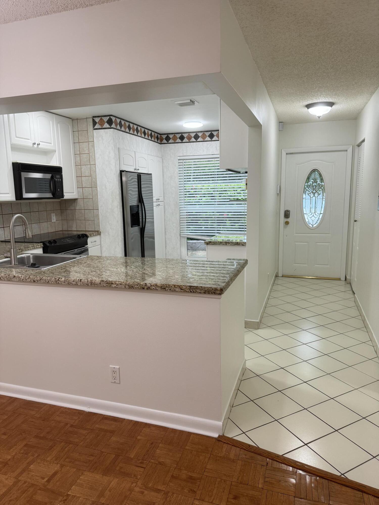 6820 Moonlit Dr Drive Property Photo 6