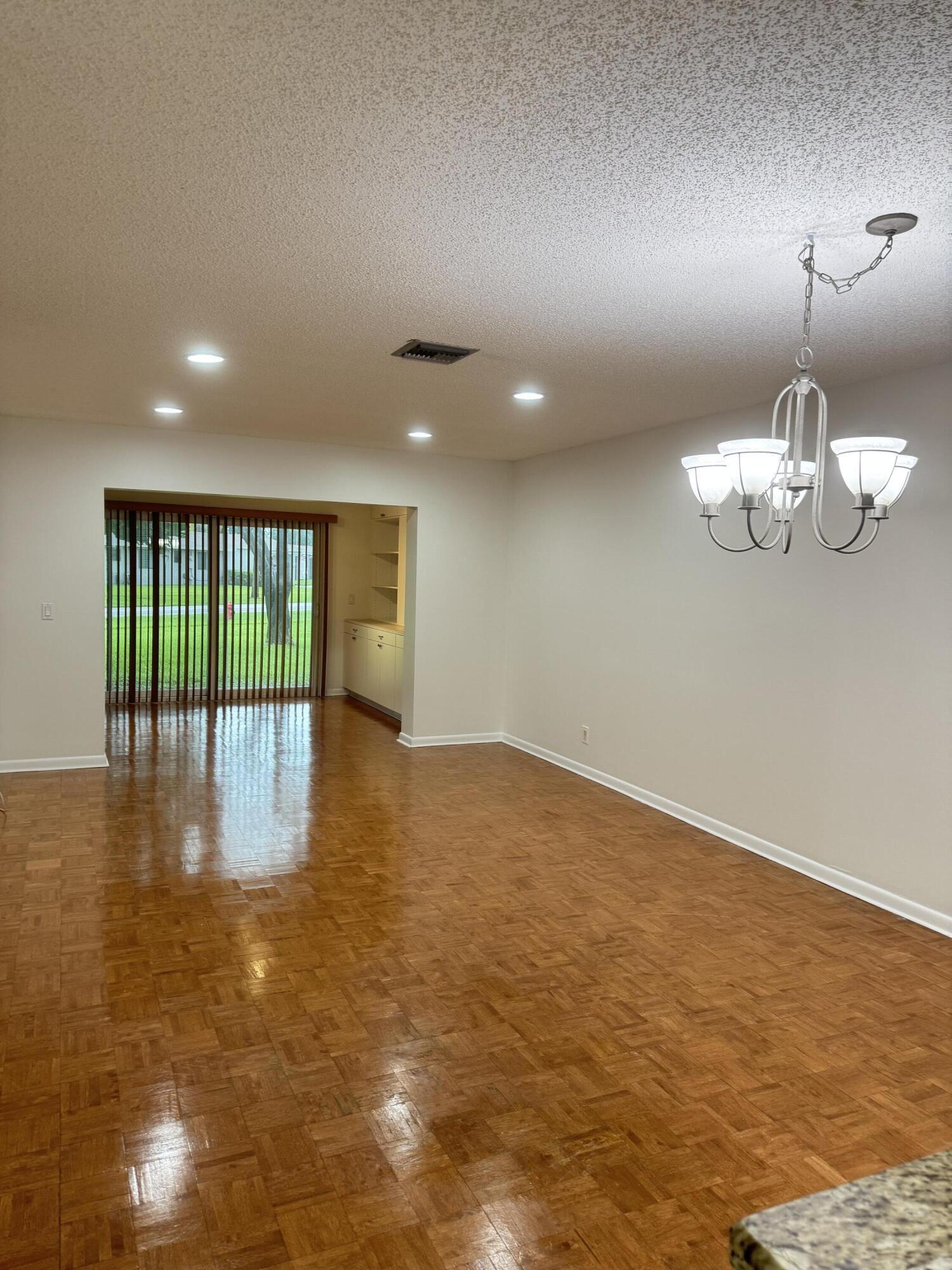 6820 Moonlit Dr Drive Property Photo 7