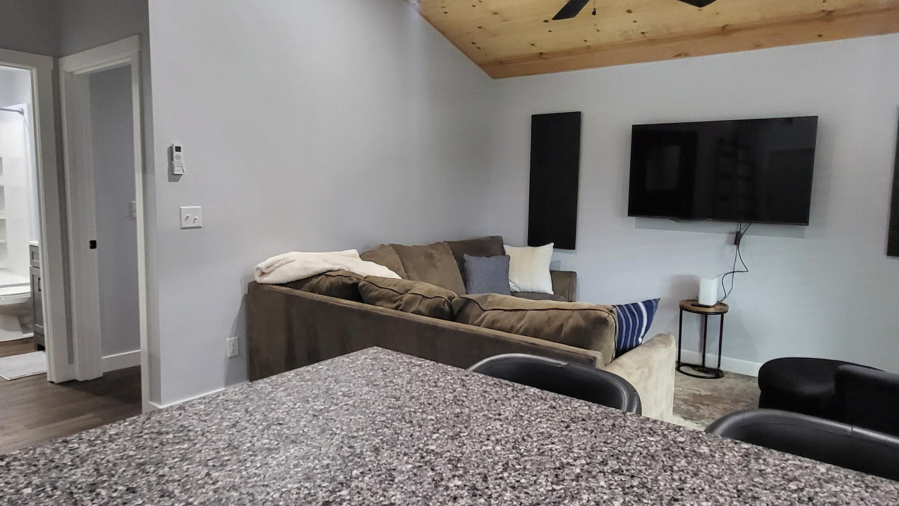 1052 10th Street Property Photo 21