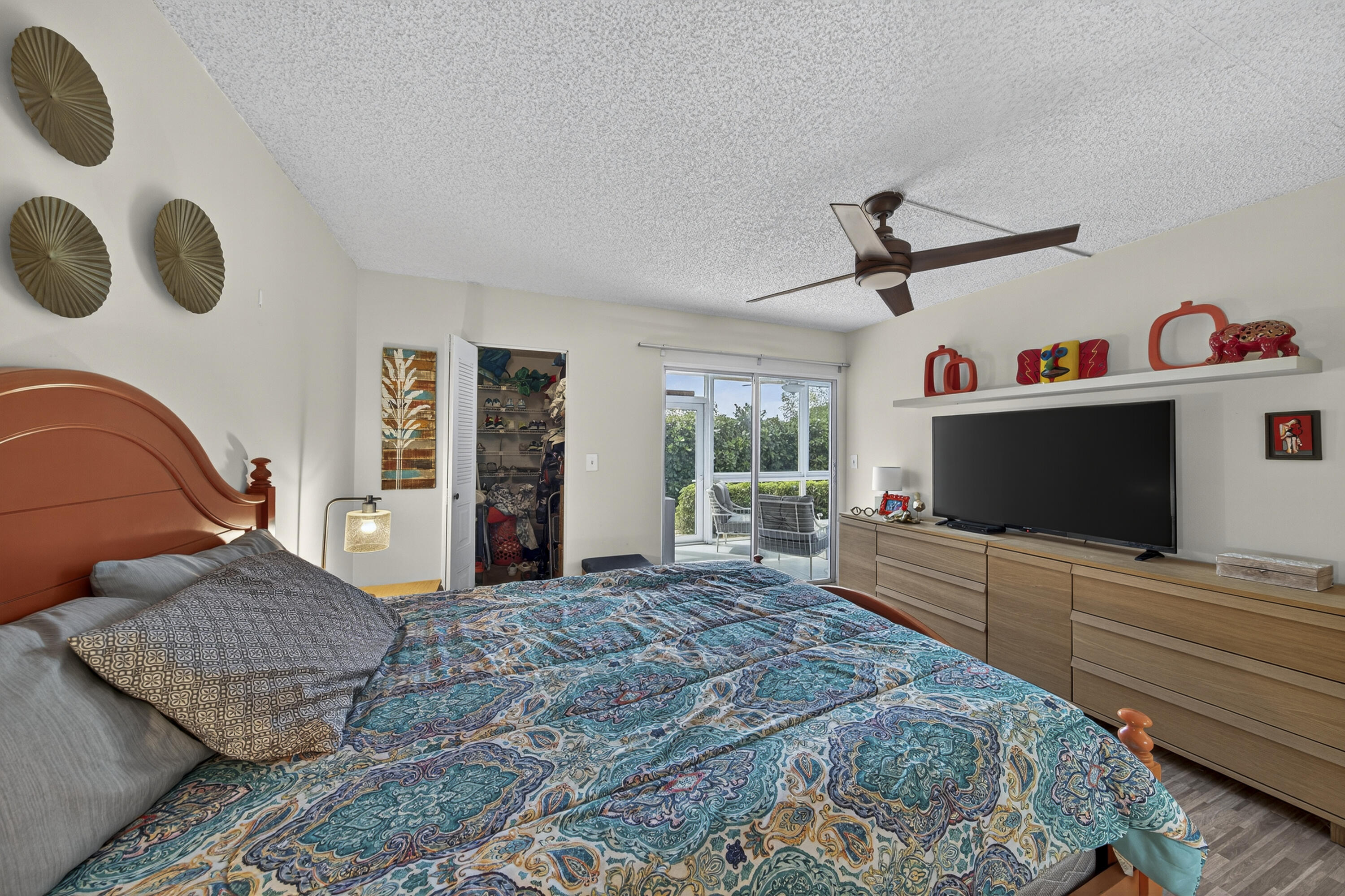 1904 Bermuda Circle D1 Property Photo 21