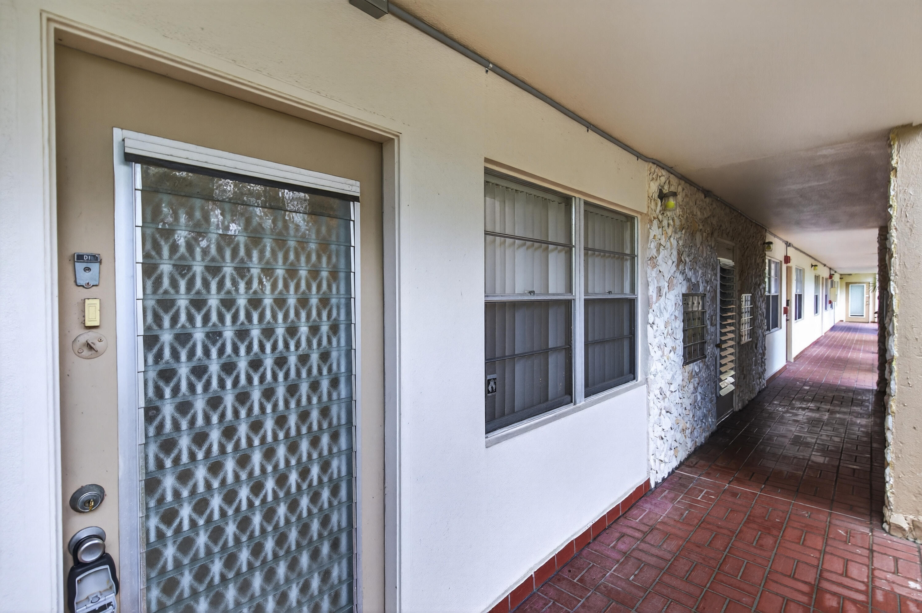 1904 Bermuda Circle D1 Property Photo 47