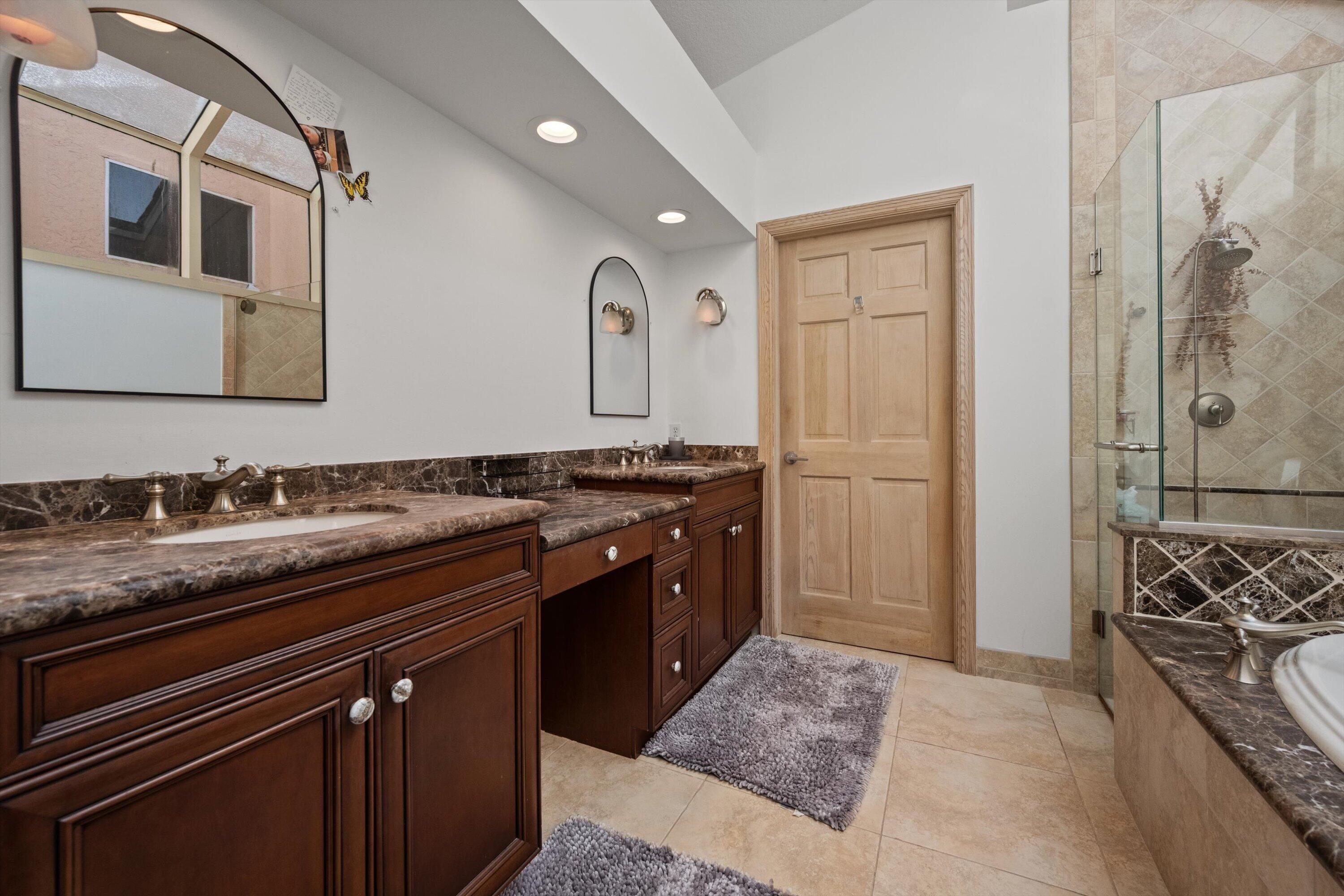 2443 Muir Circle Property Photo 19