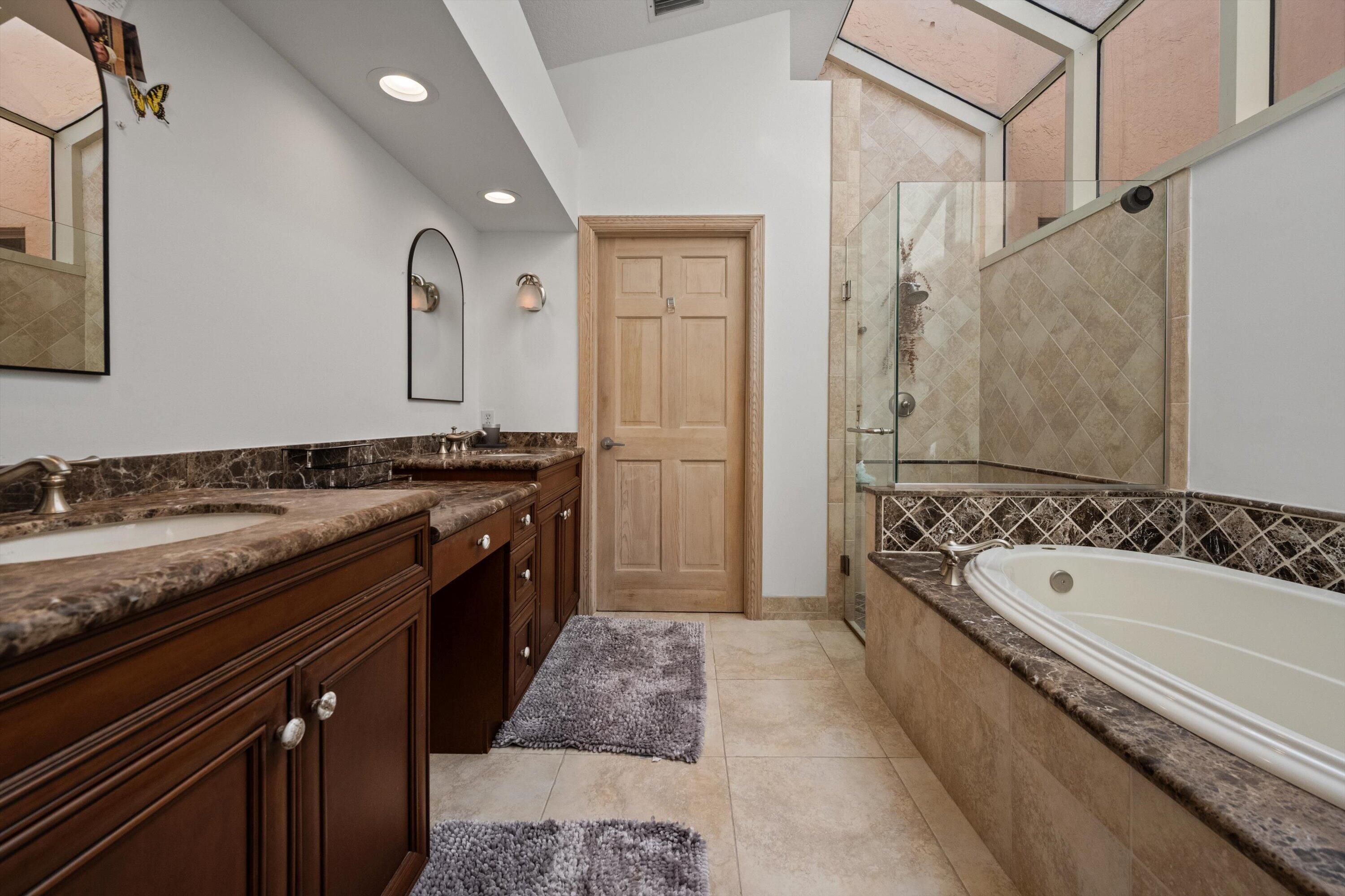 2443 Muir Circle Property Photo 20