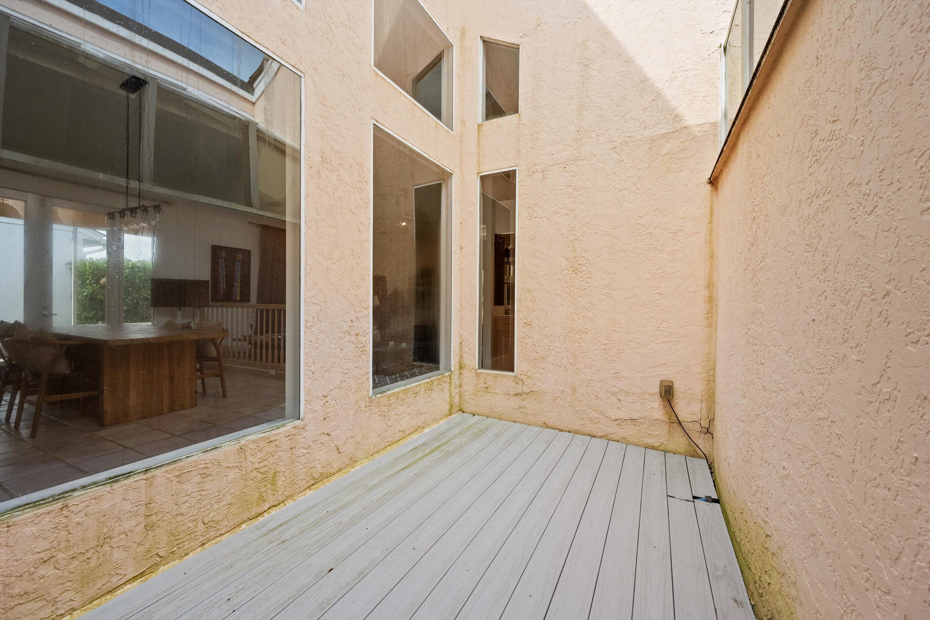 2443 Muir Circle Property Photo 30
