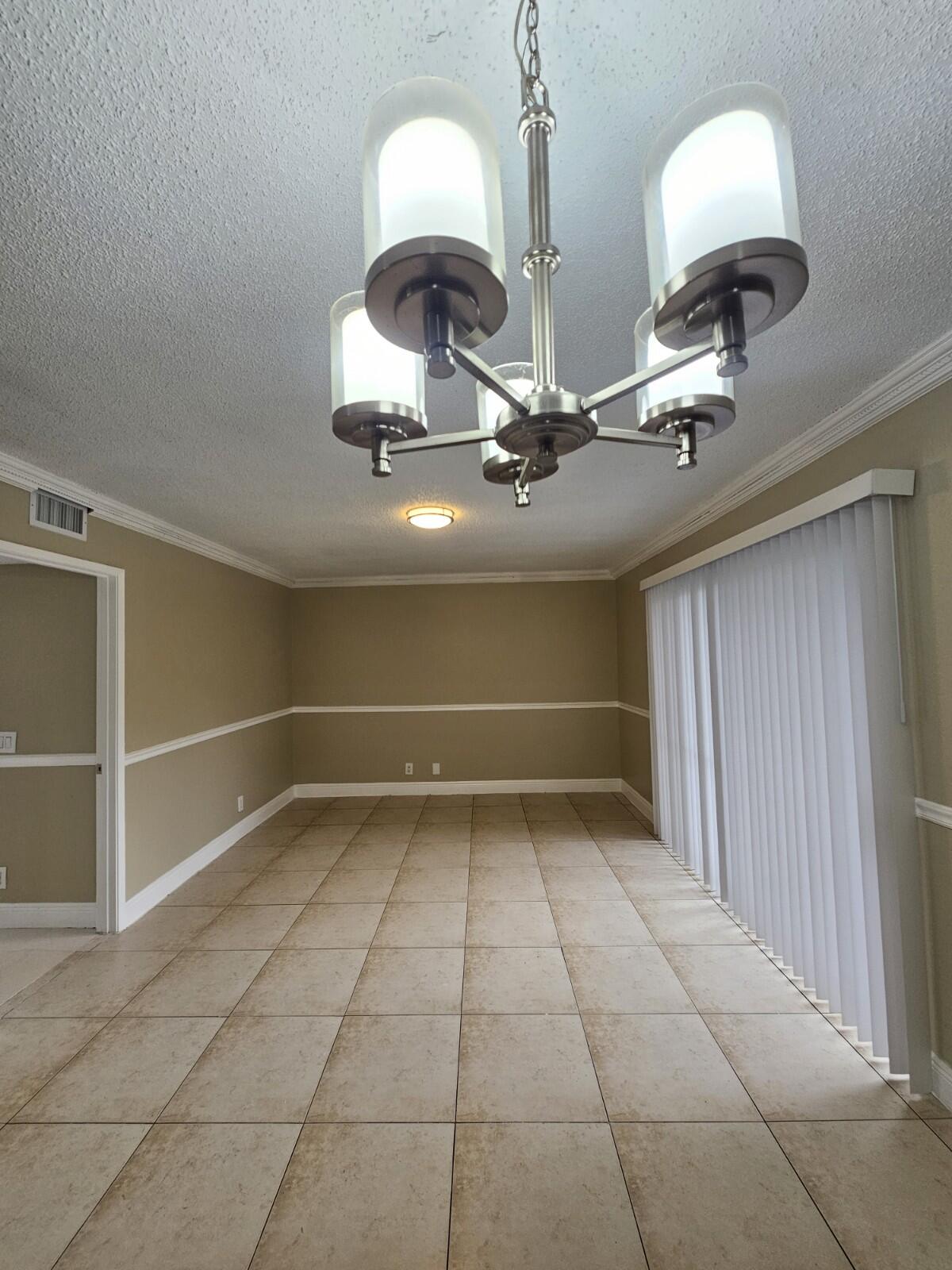 1421 WINDORAH Way A Property Photo 1