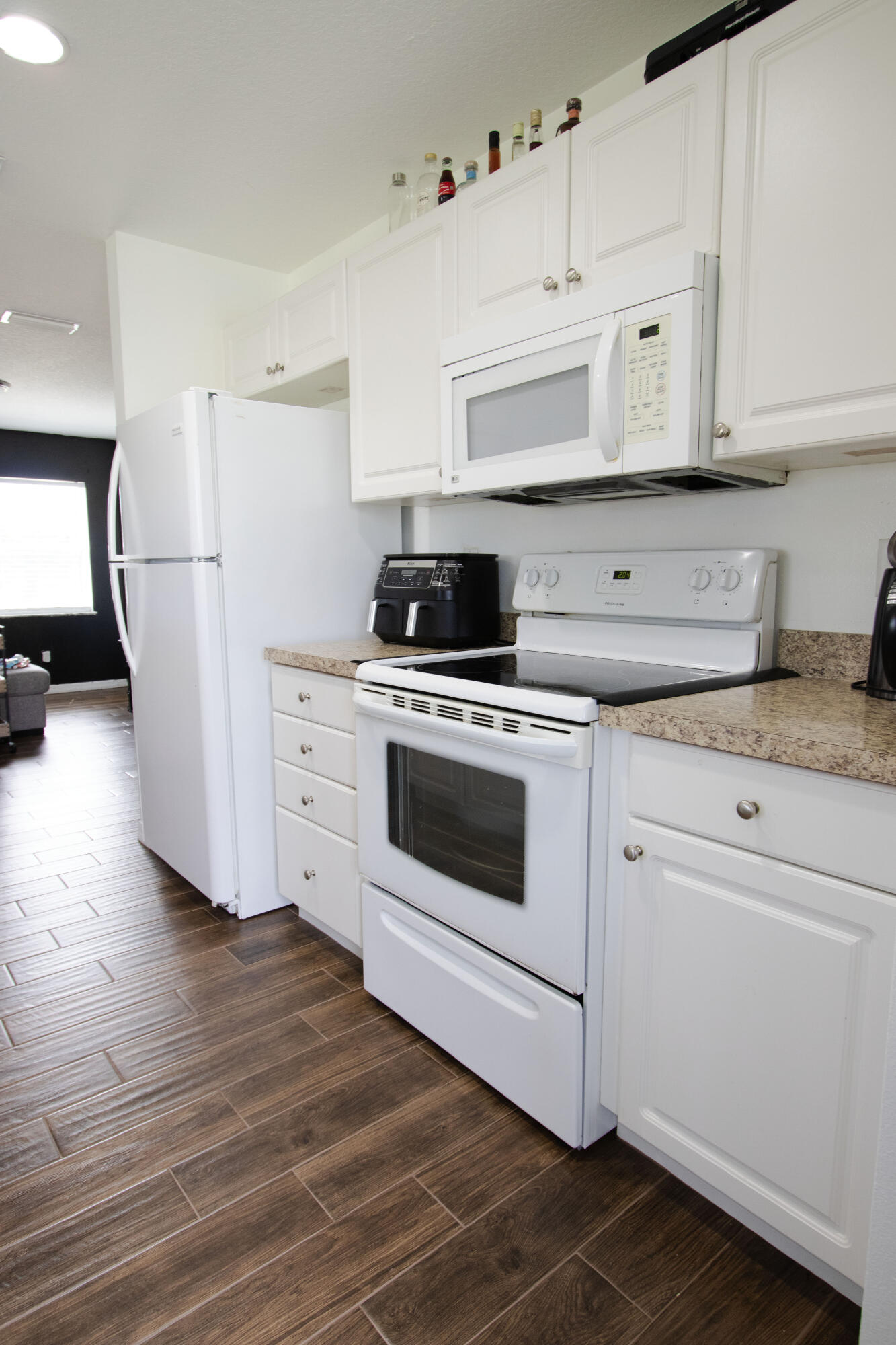 1585 20th Avenue Sw Property Photo 9