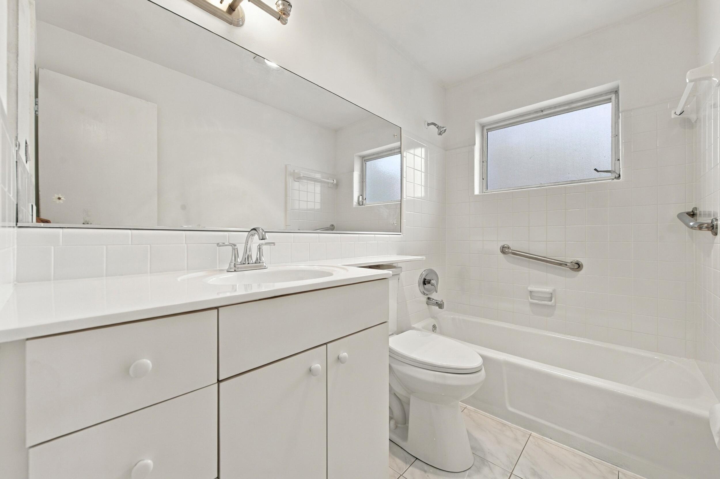 5711 Ne 19th Terrace Property Photo 14