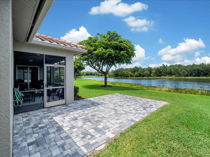 20458 Torre Del Lago Street Property Photo 33