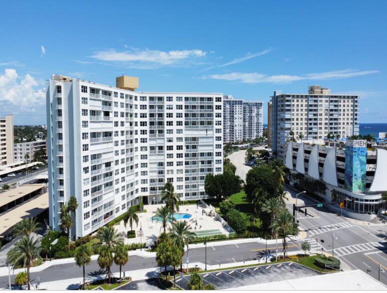 201 N OCEAN Boulevard 306 Property Photo 1