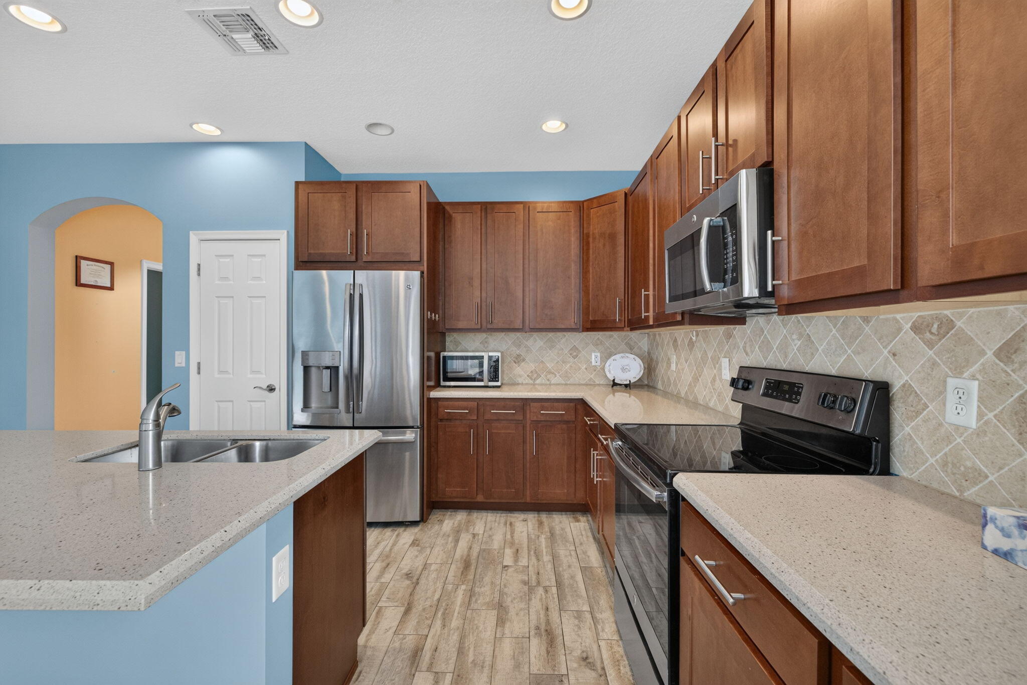 11484 Sw Lake Park Drive Property Photo 4