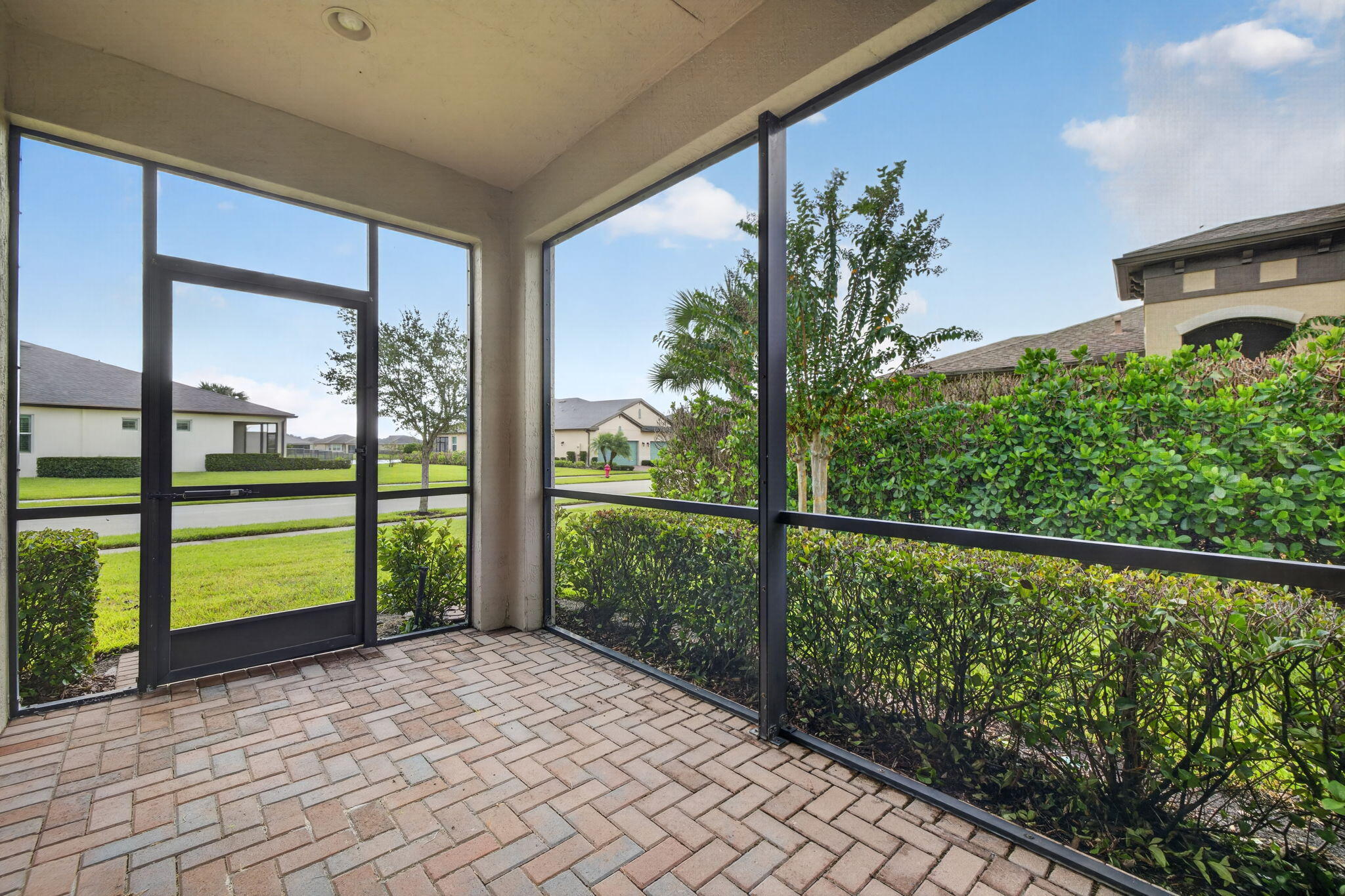 11484 Sw Lake Park Drive Property Photo 22