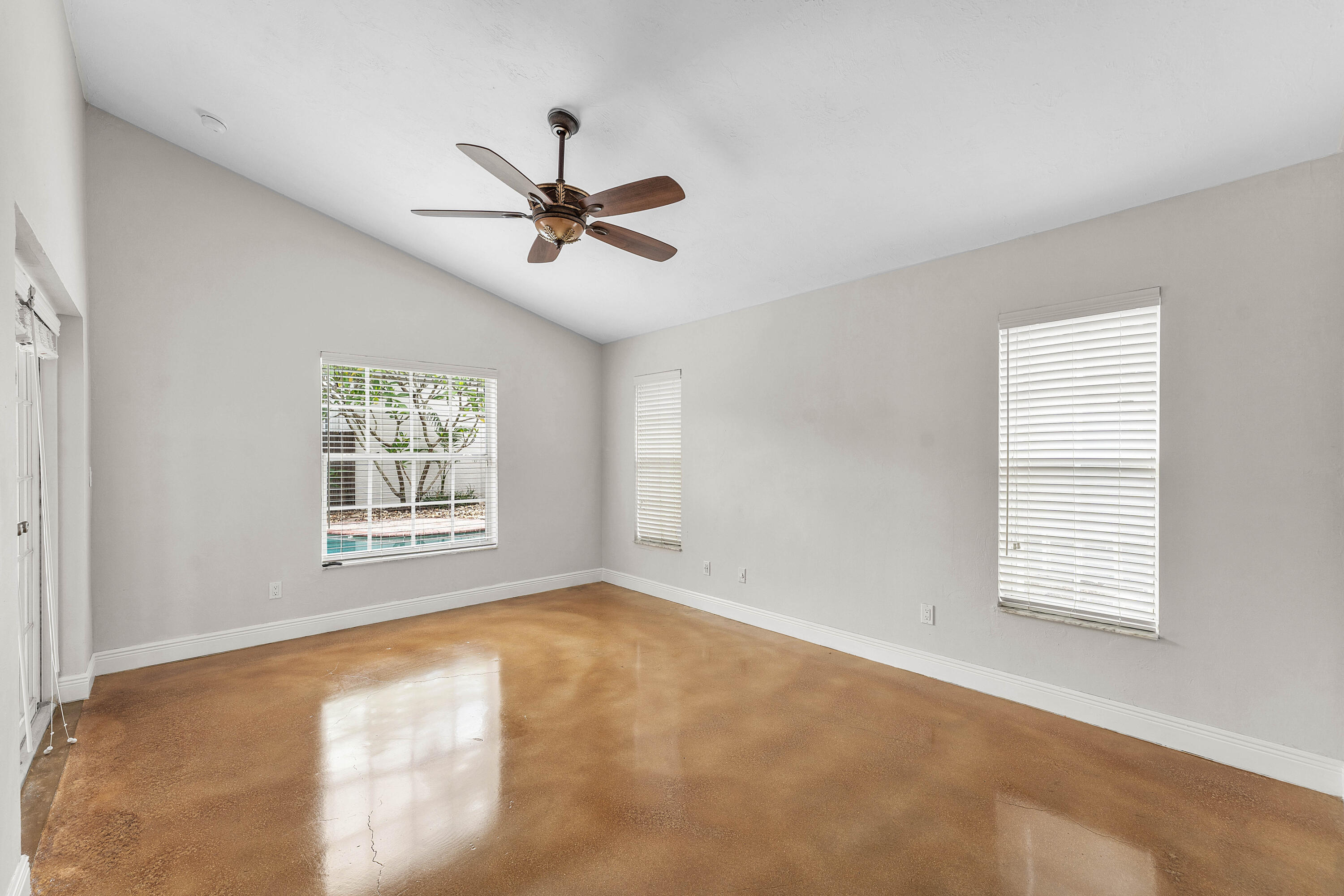 3145 W Quayside Drive Property Photo 13