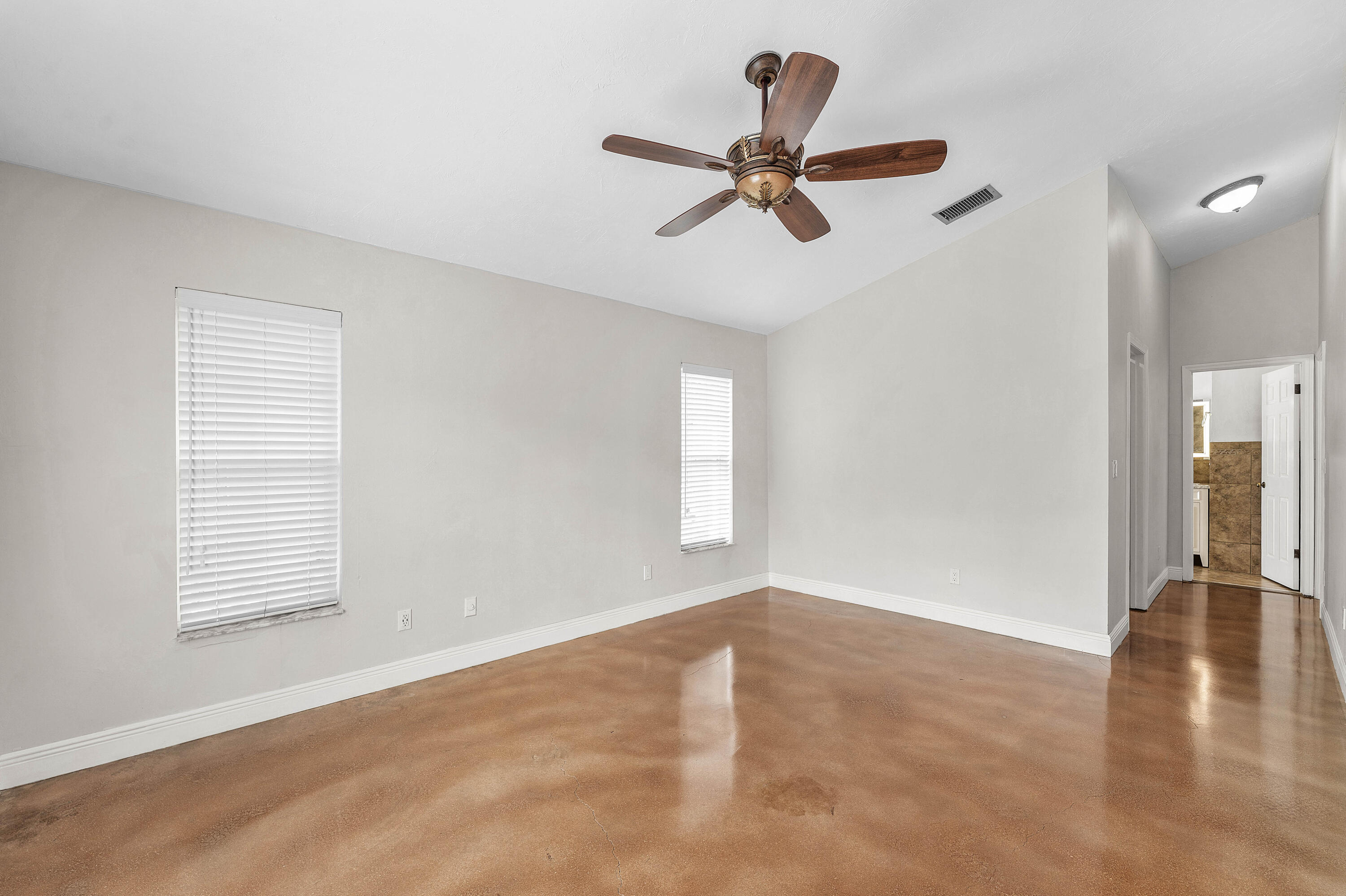 3145 W Quayside Drive Property Photo 14