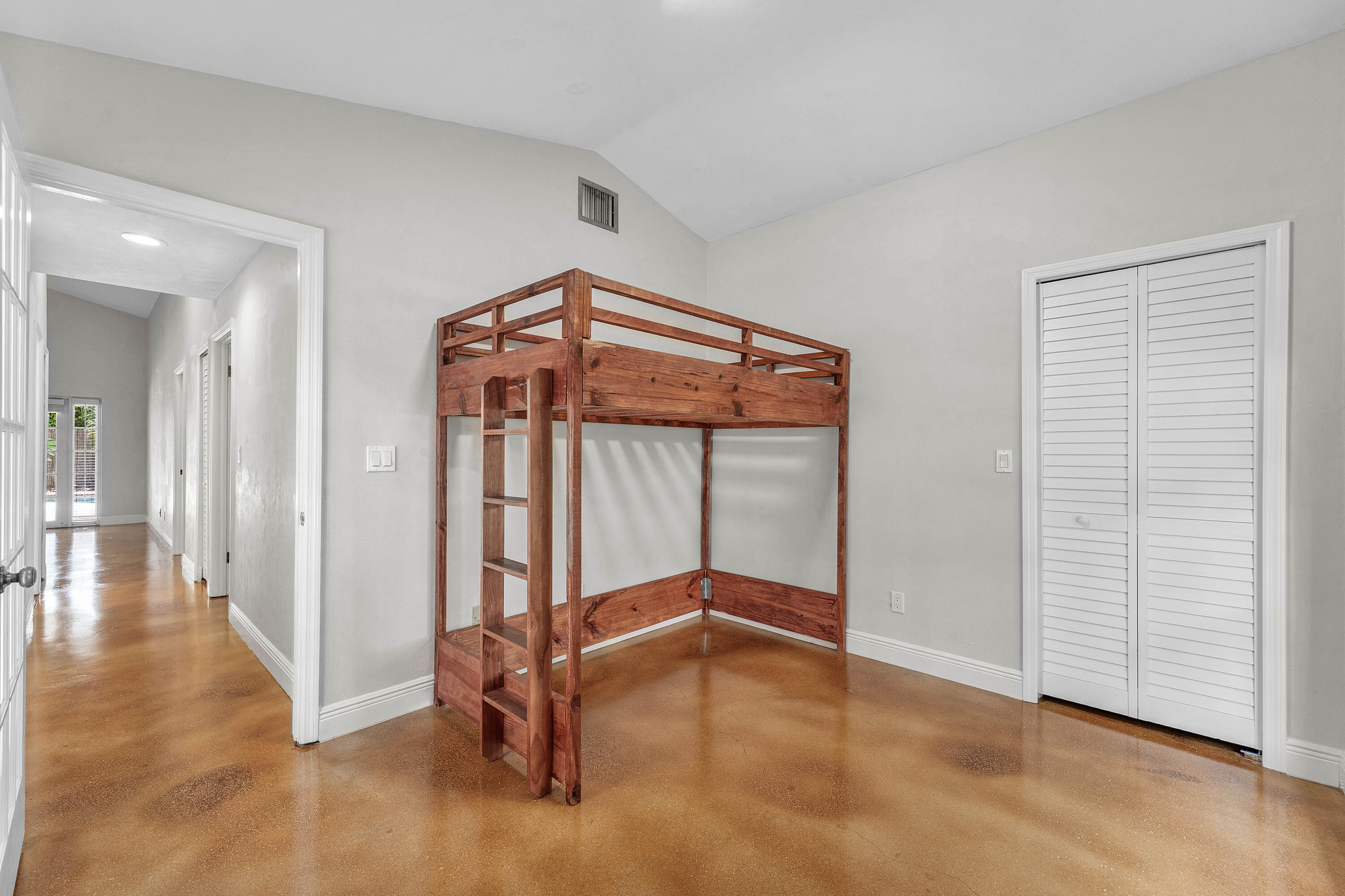 3145 W Quayside Drive Property Photo 18