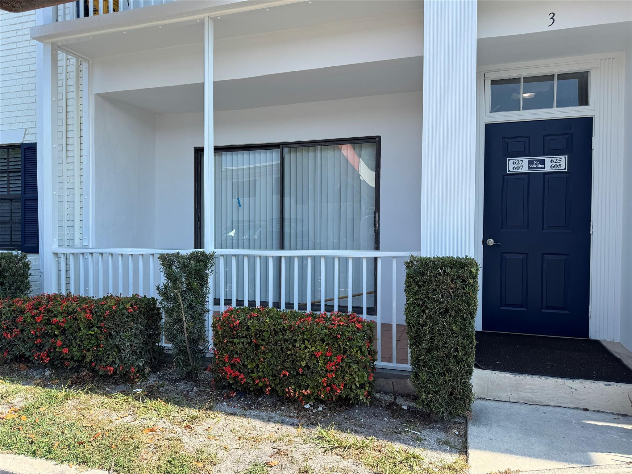 160 Cypress Club Drive 607 Property Photo 1