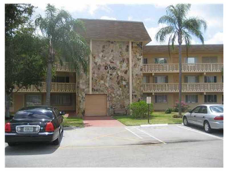 500 VILLAGE GREEN Circle W 107 Property Photo 1
