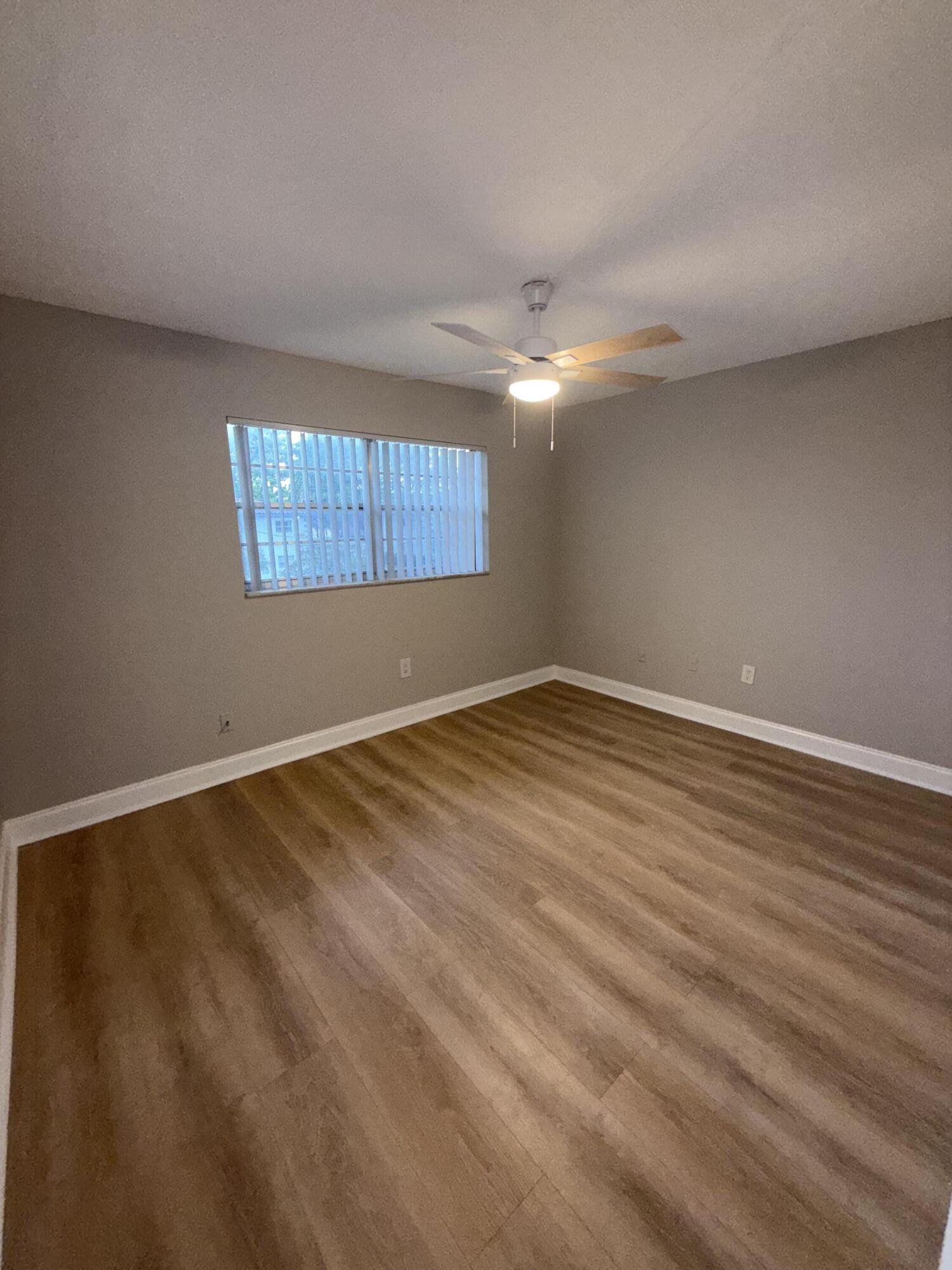 650 Sw 2nd Avenue 252 Property Photo 6