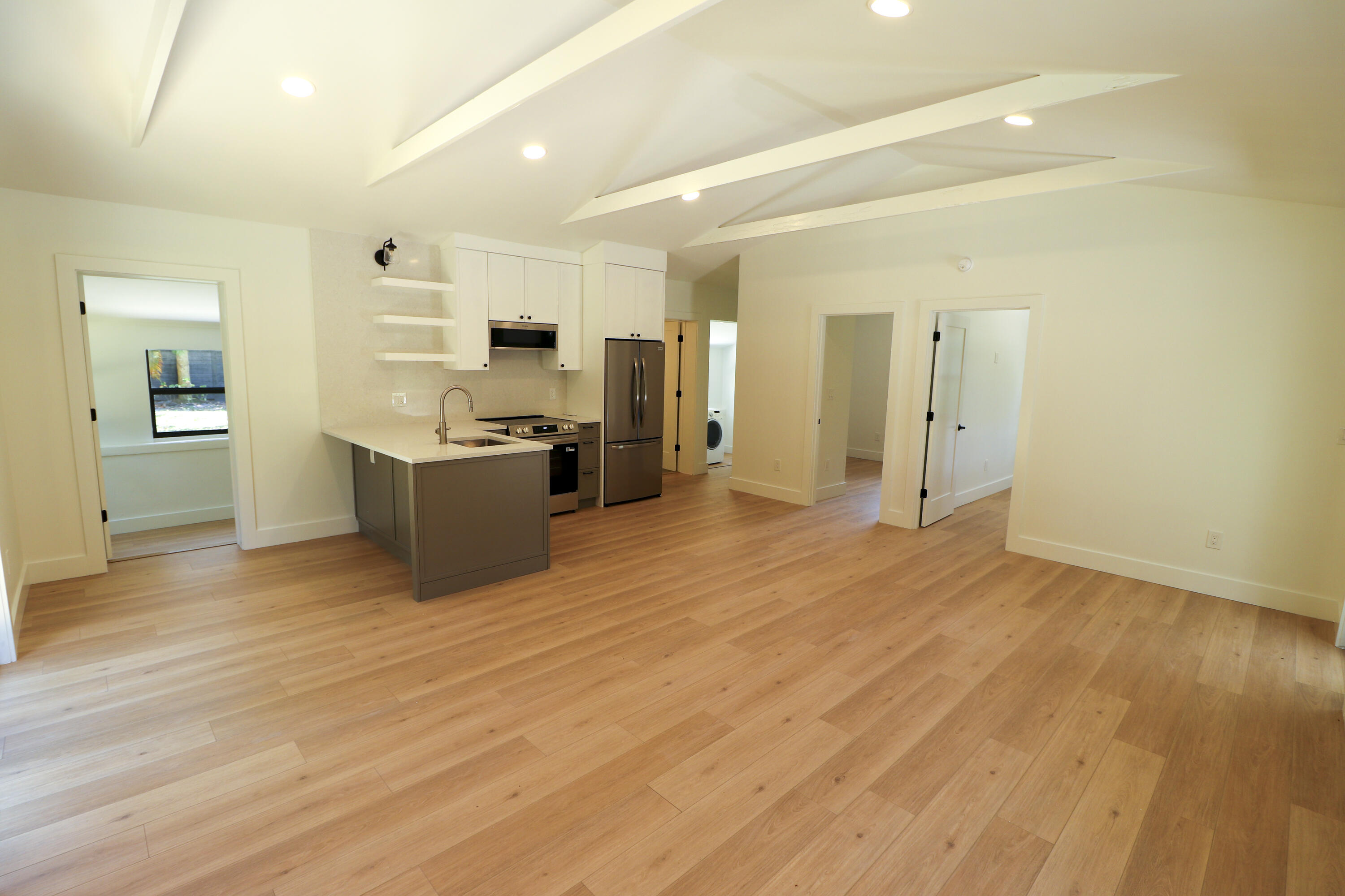 2101 Riverland Road Property Photo 19
