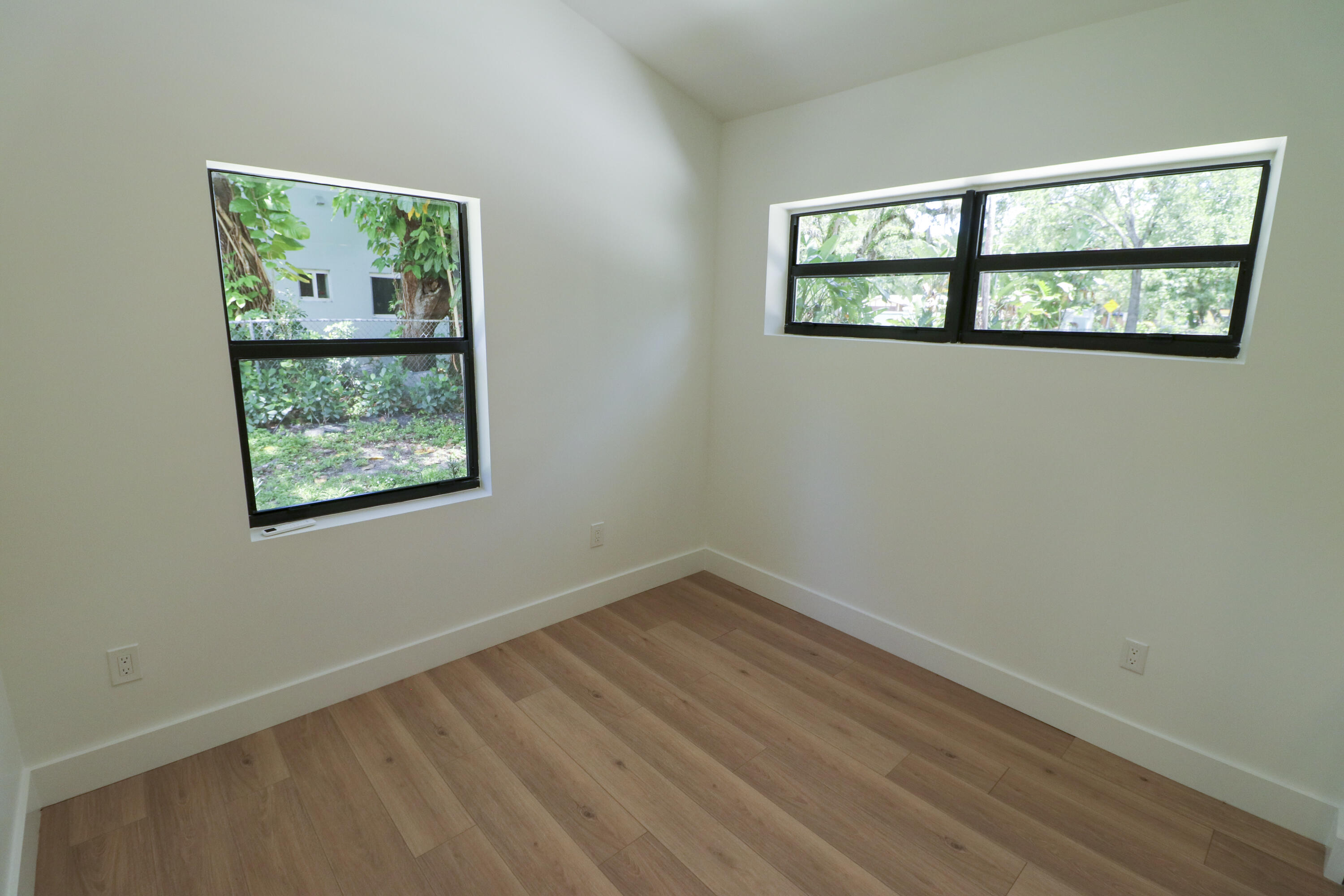 2101 Riverland Road Property Photo 23