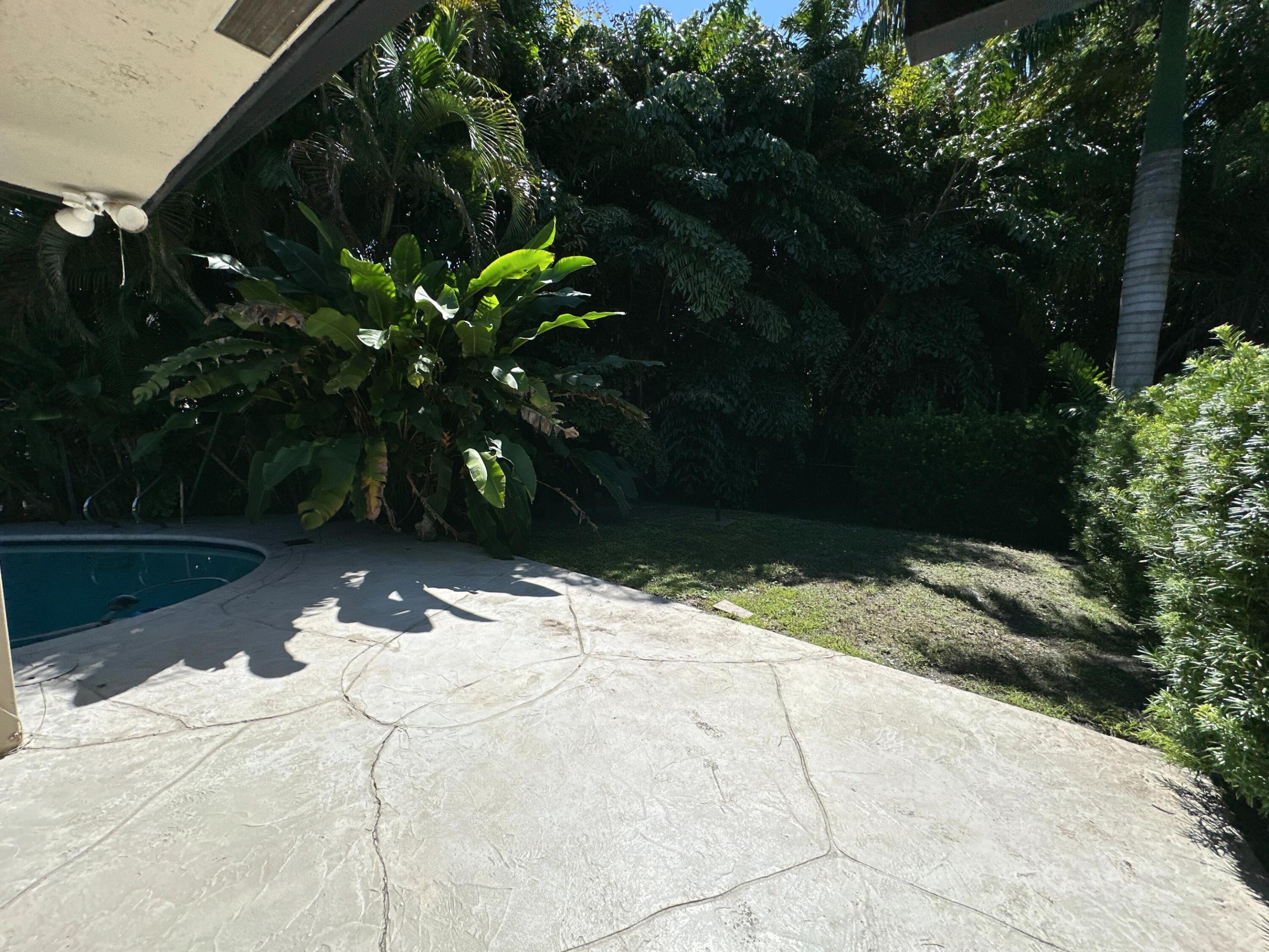 12320 Nw 2nd Street Property Photo 16