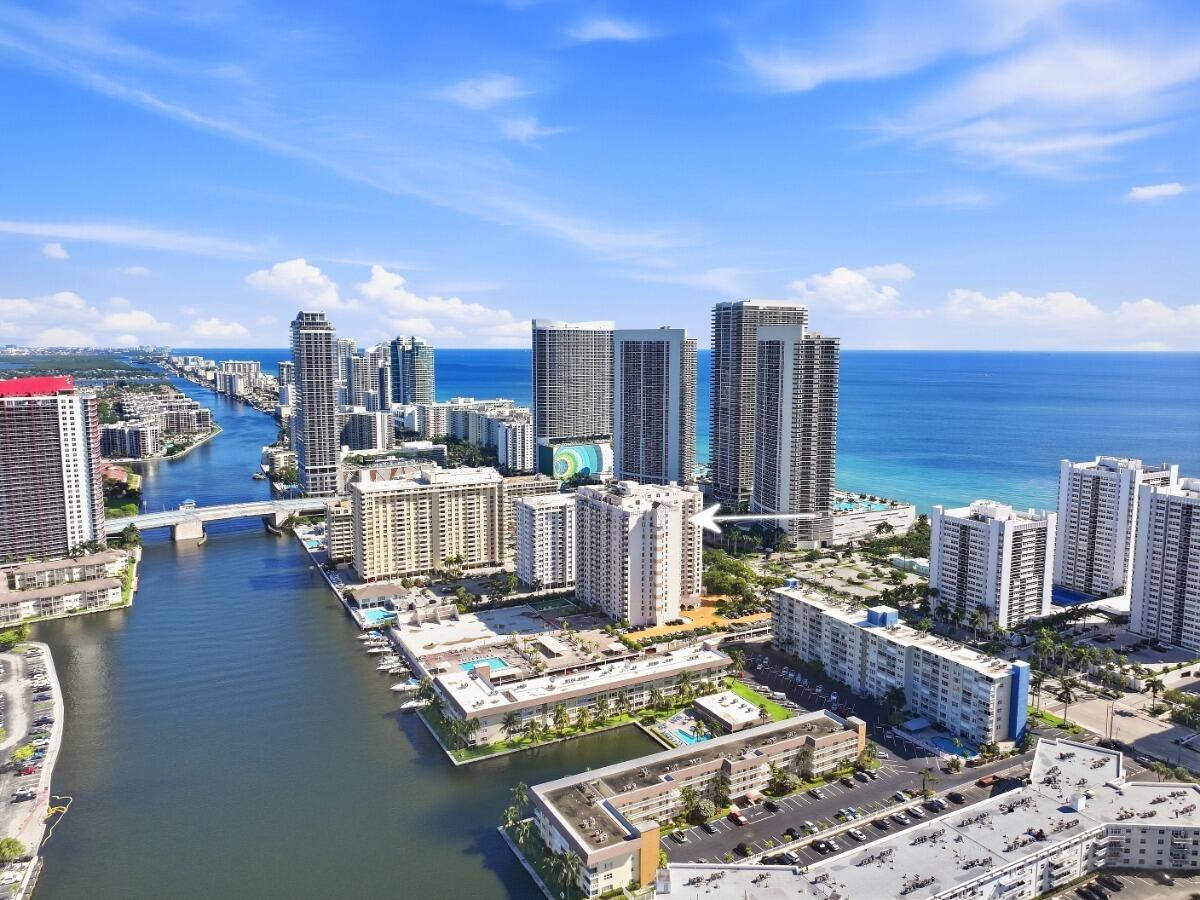 1865 S OCEAN Drive 16H Property Photo 1