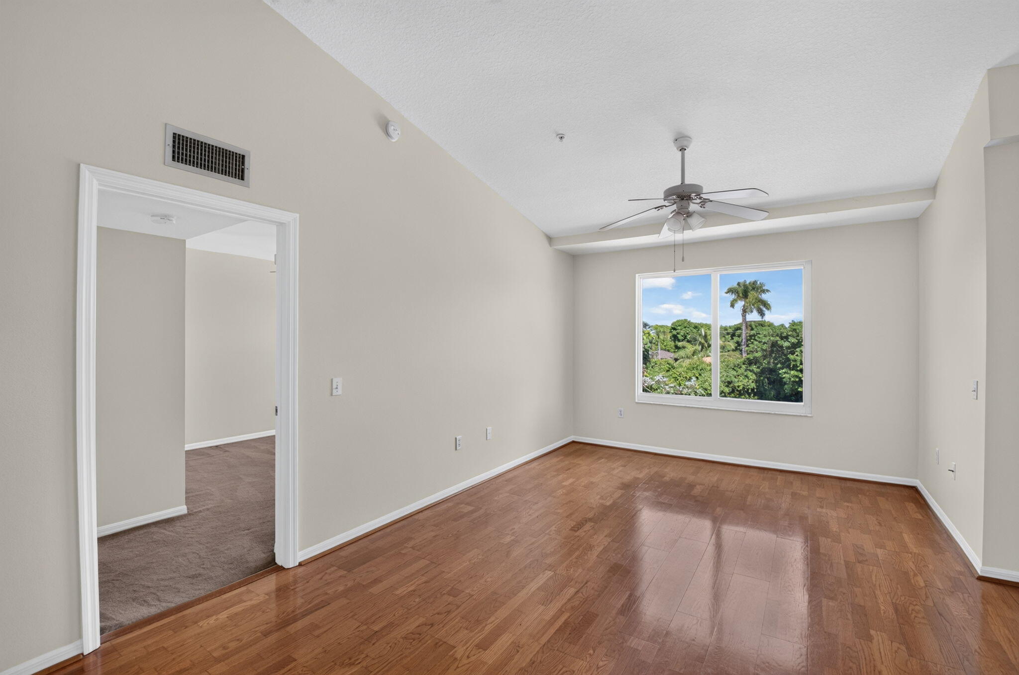417 Villa Circle Property Photo 12