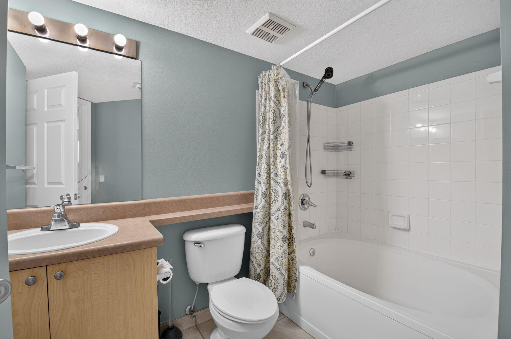 417 Villa Circle Property Photo 25