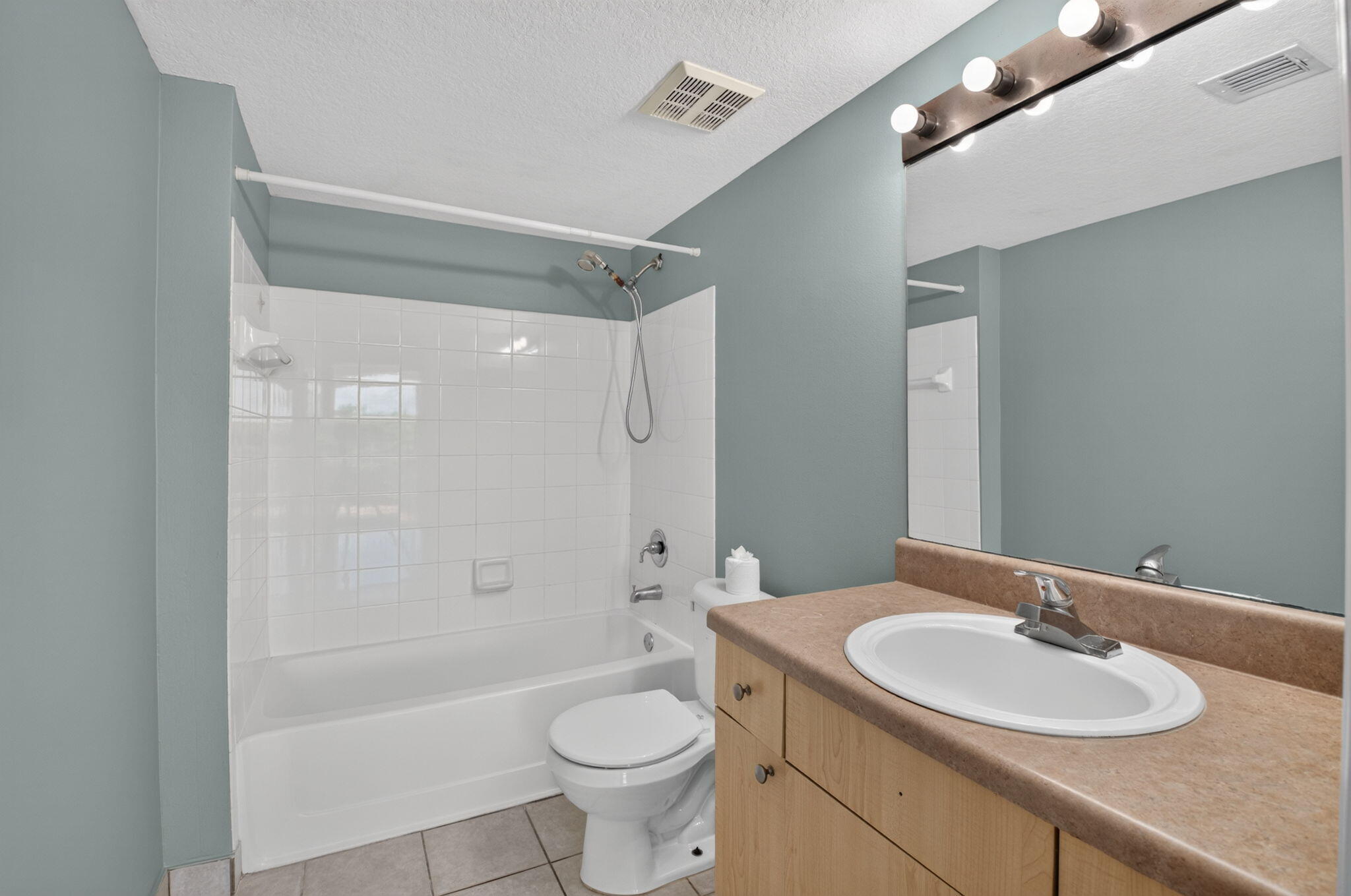 417 Villa Circle Property Photo 32