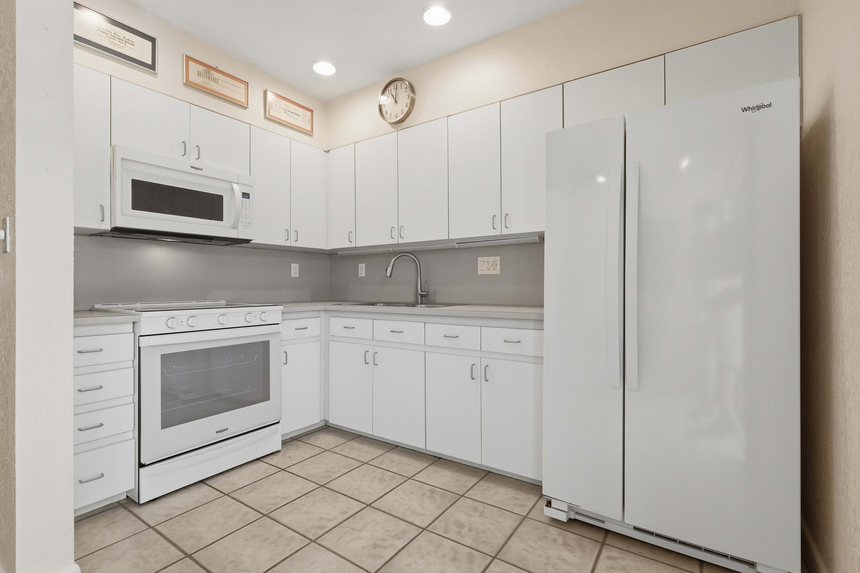 2460 Sw 15th Street Property Photo 13