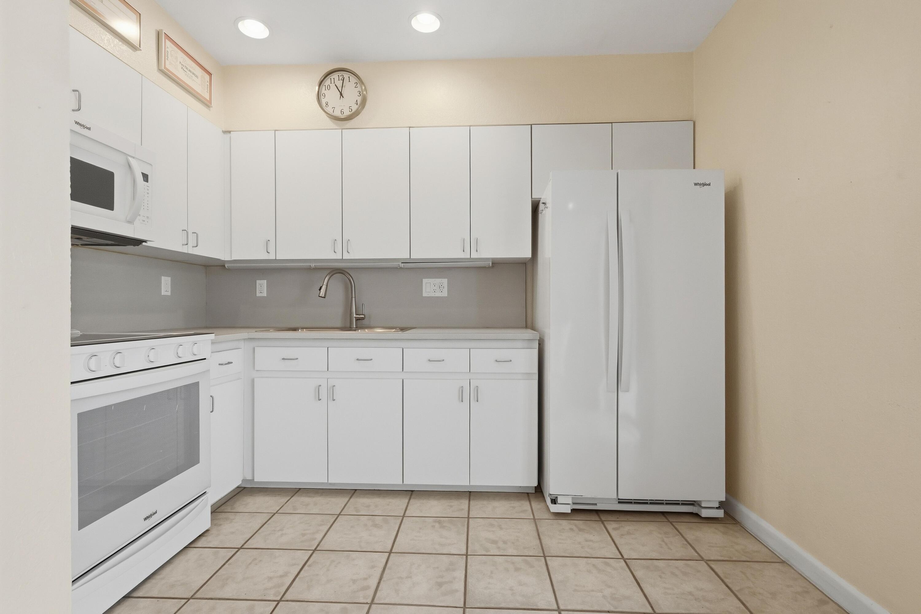 2460 Sw 15th Street Property Photo 14