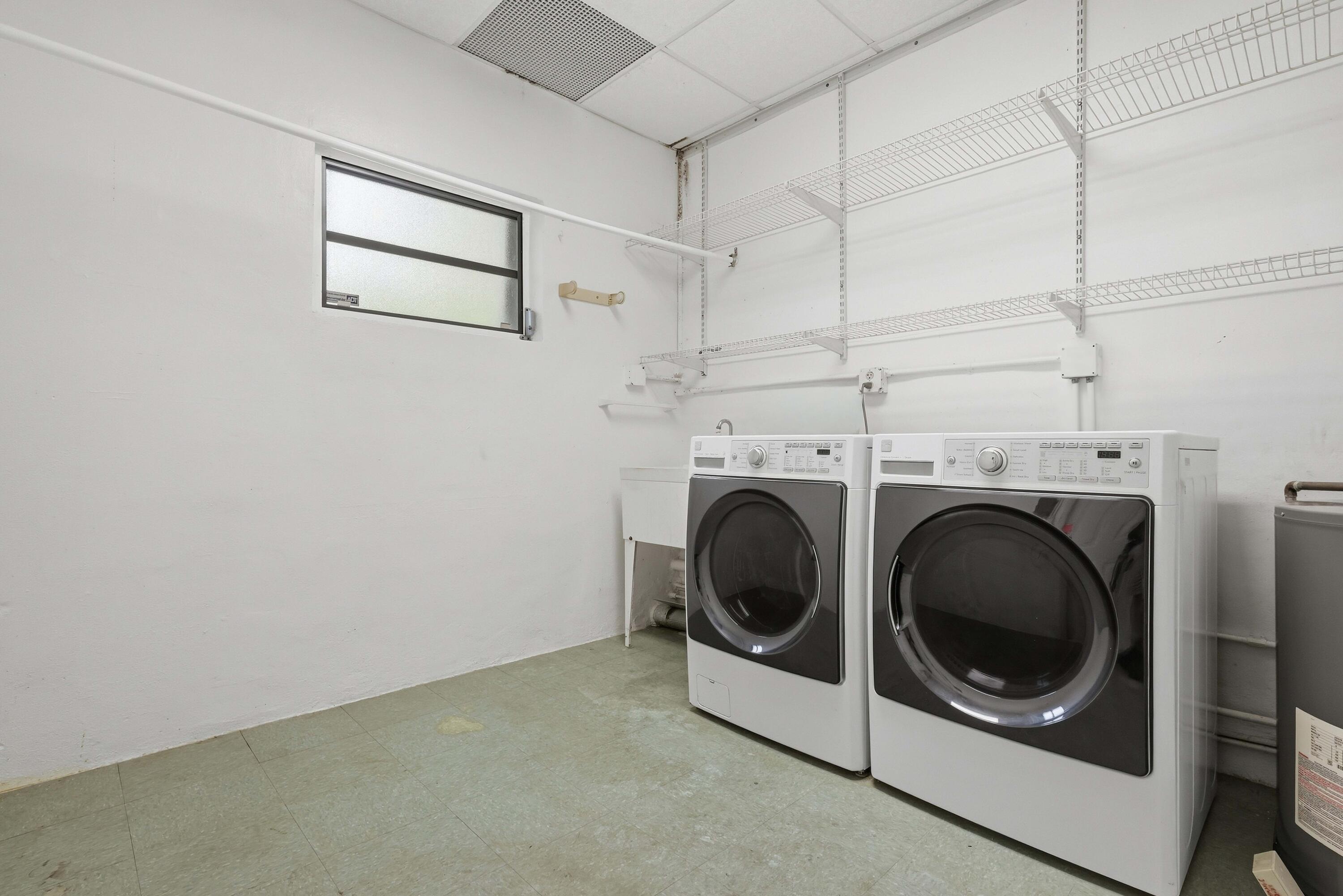 2460 Sw 15th Street Property Photo 19