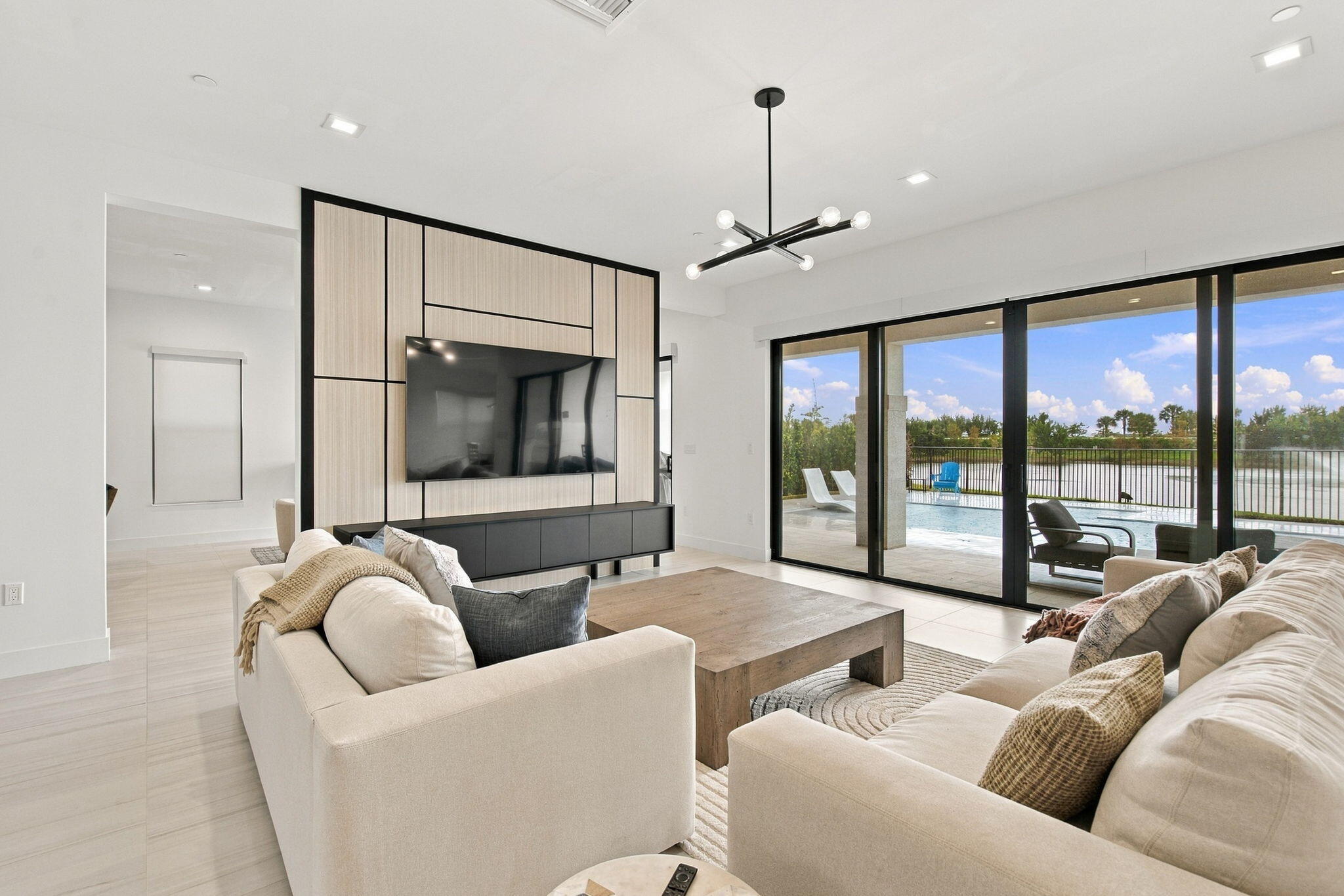 12870 Crane Crossing Property Photo 9