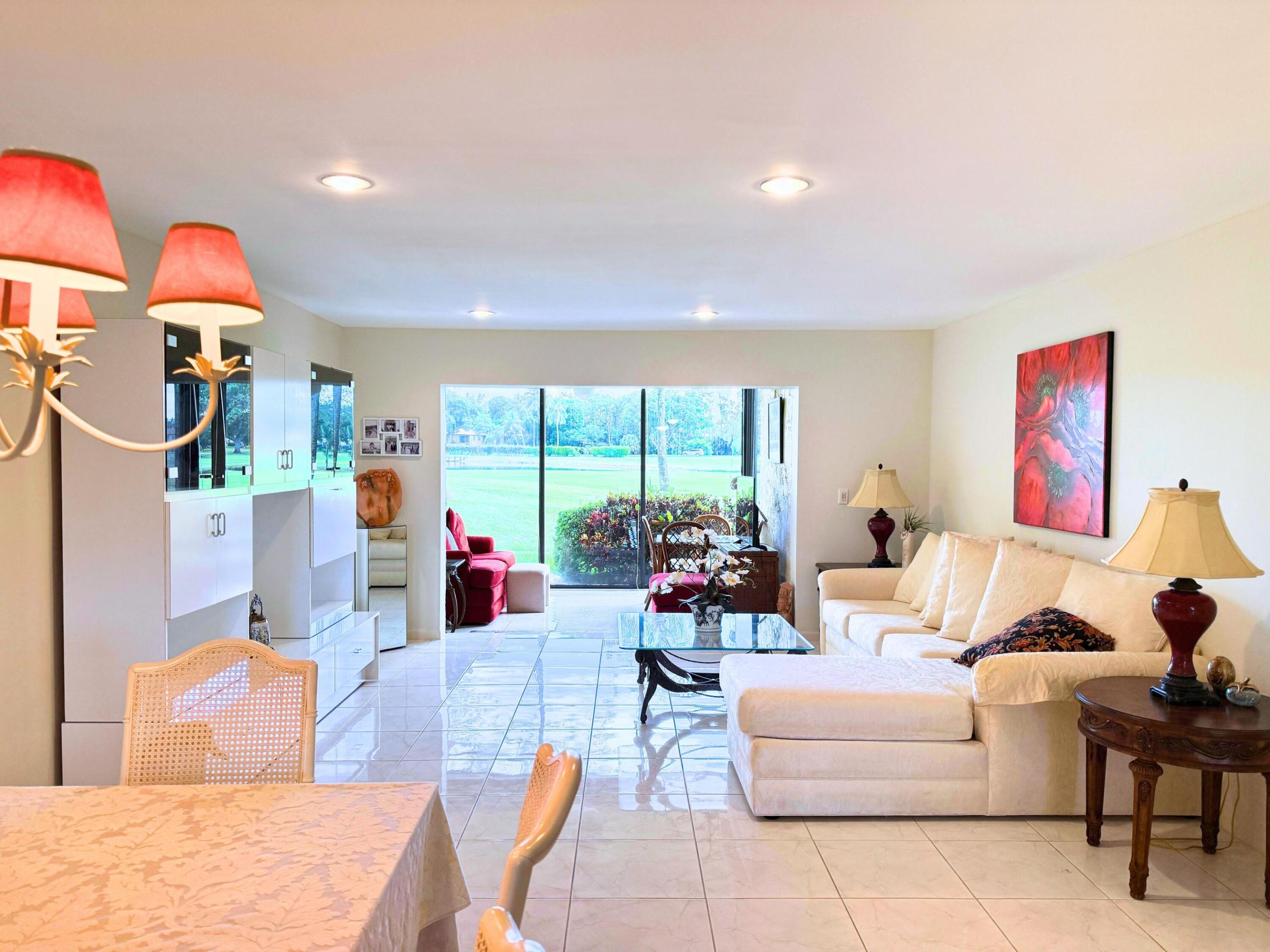 8410 Casa Del Lago E Property Photo 2
