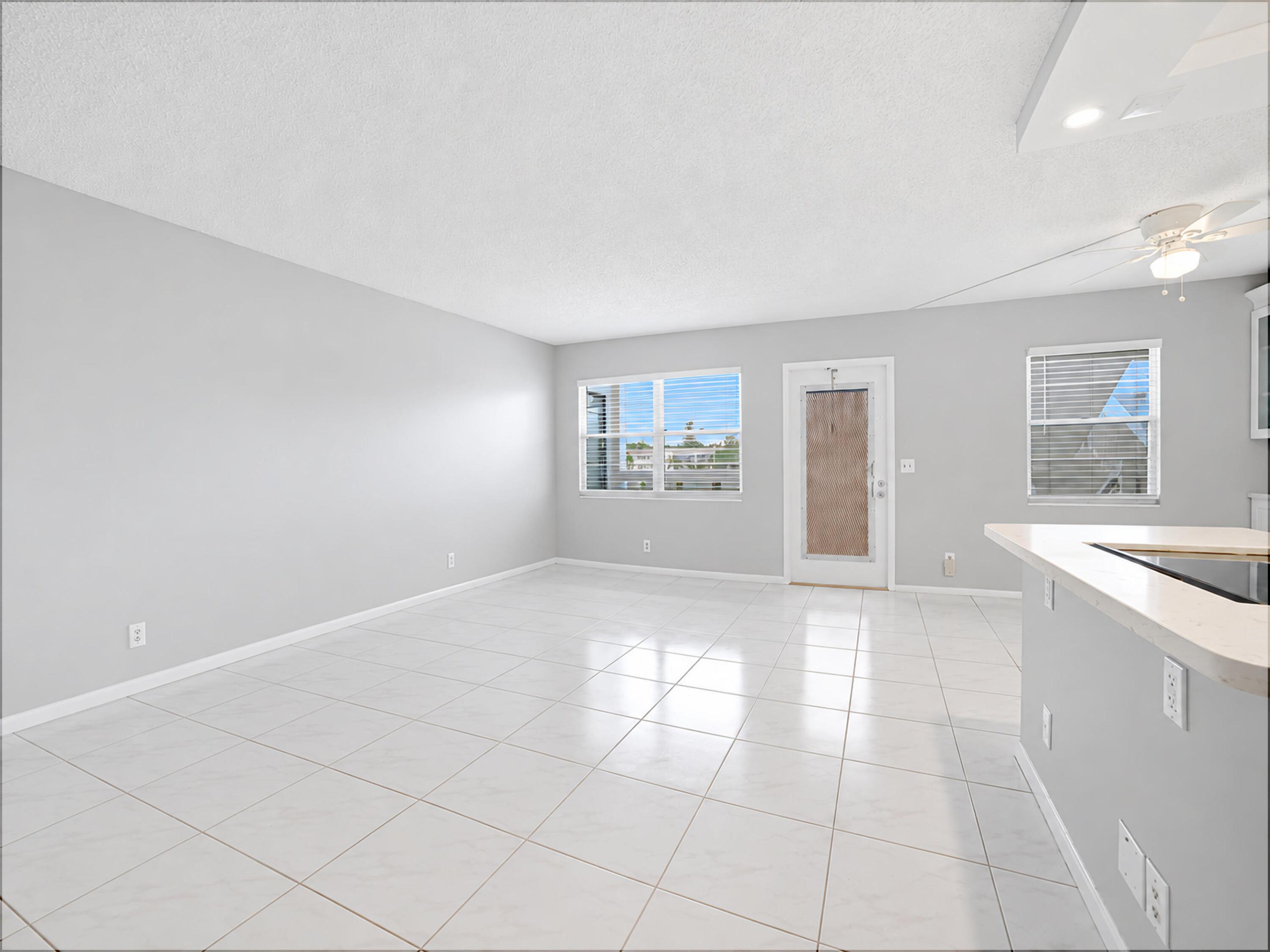 3002 Exeter A Property Photo 3