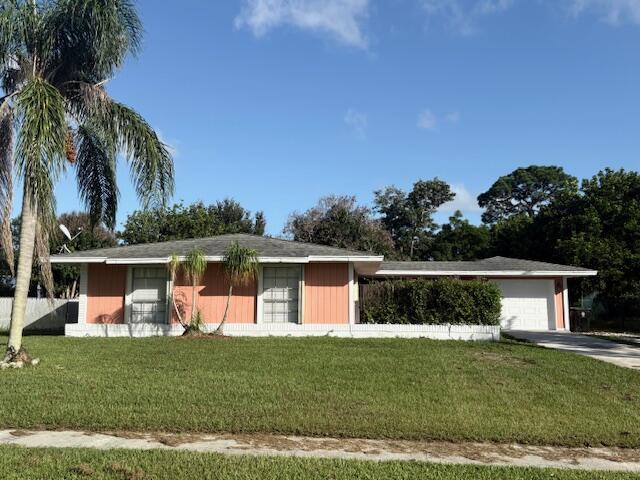 357 Ne Camelot Drive Property Photo 1