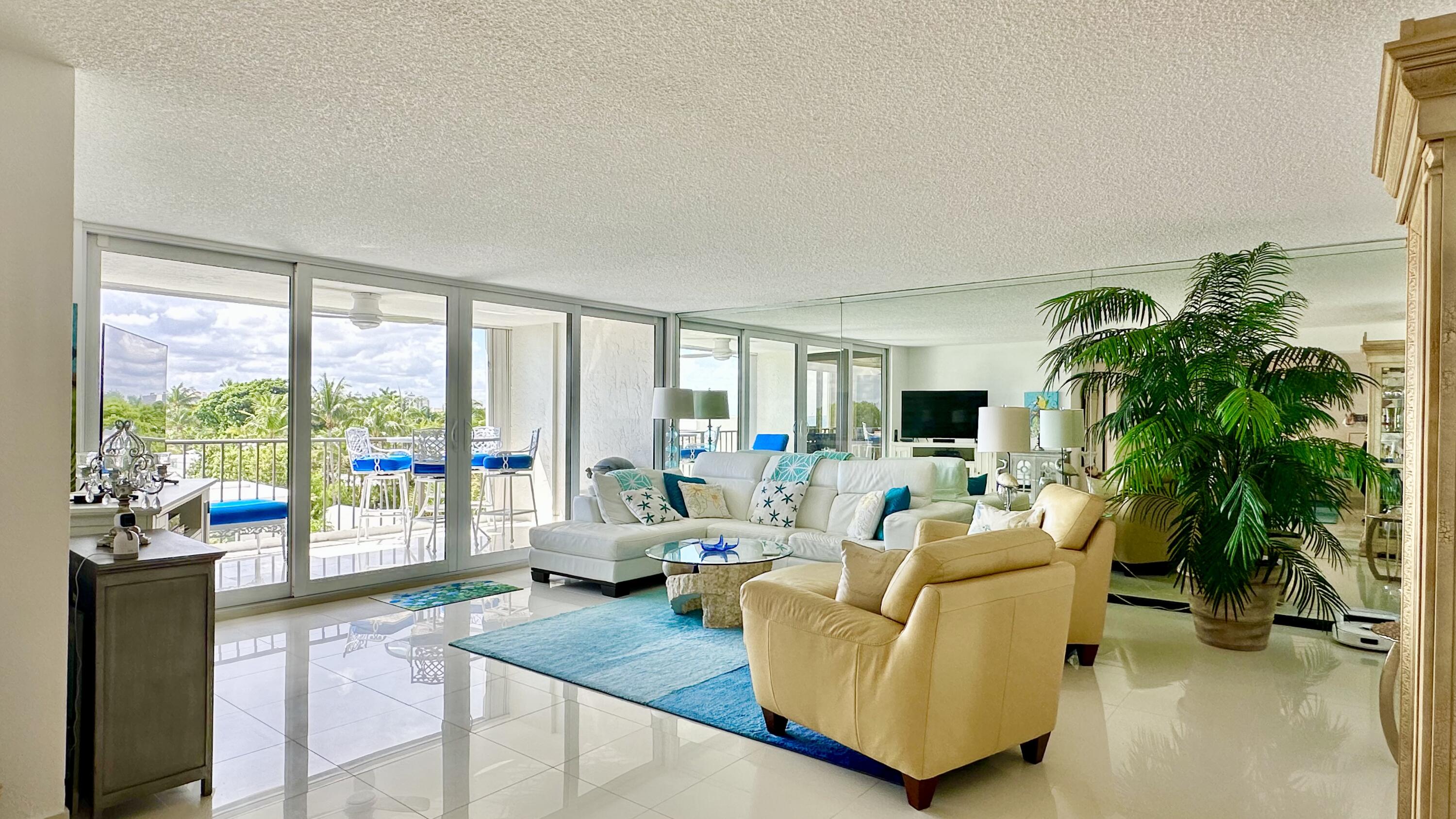 1901 N Ocean Boulevard 4b Property Photo 1