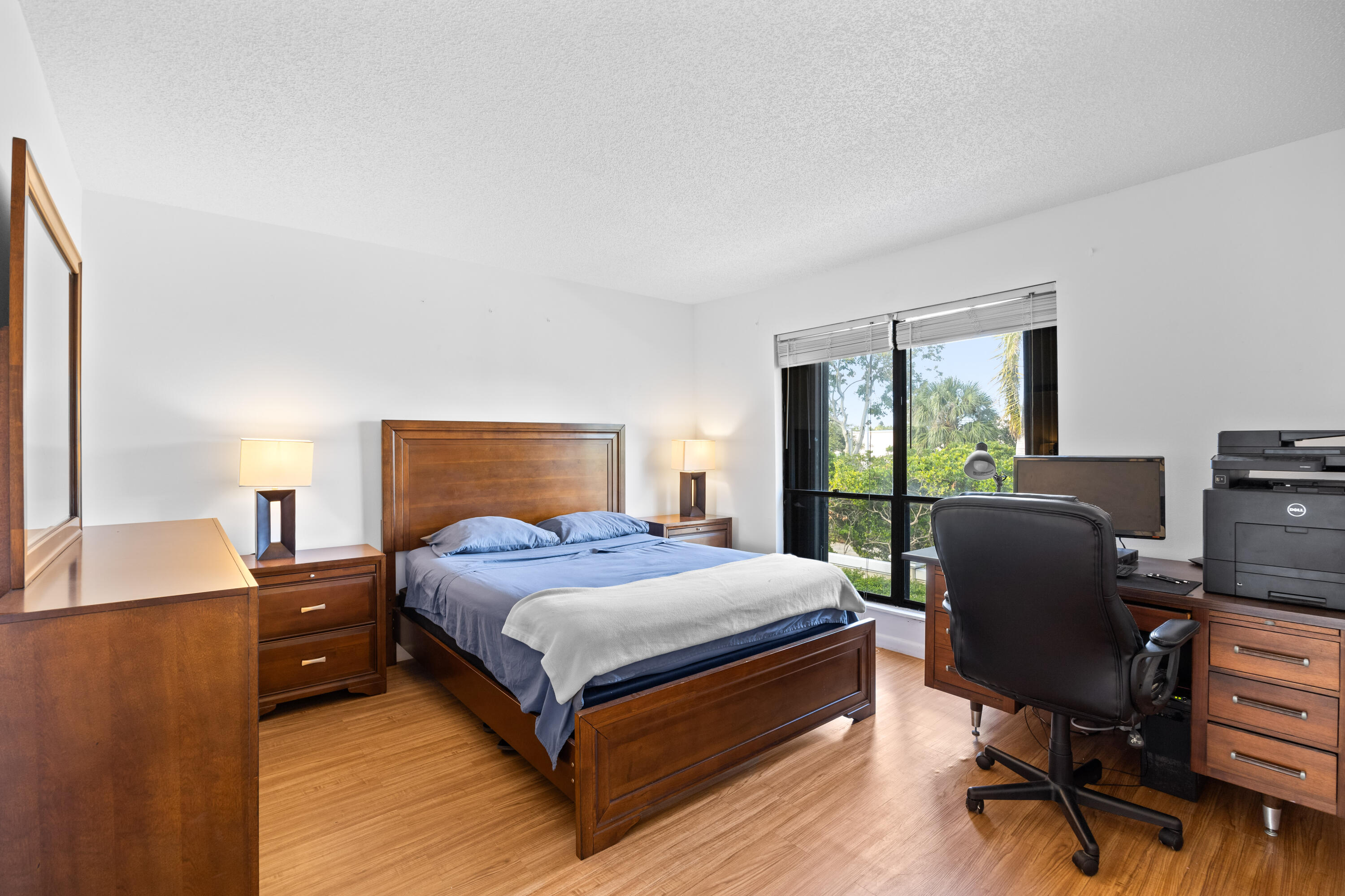 310 Sandtree Drive Property Photo 15