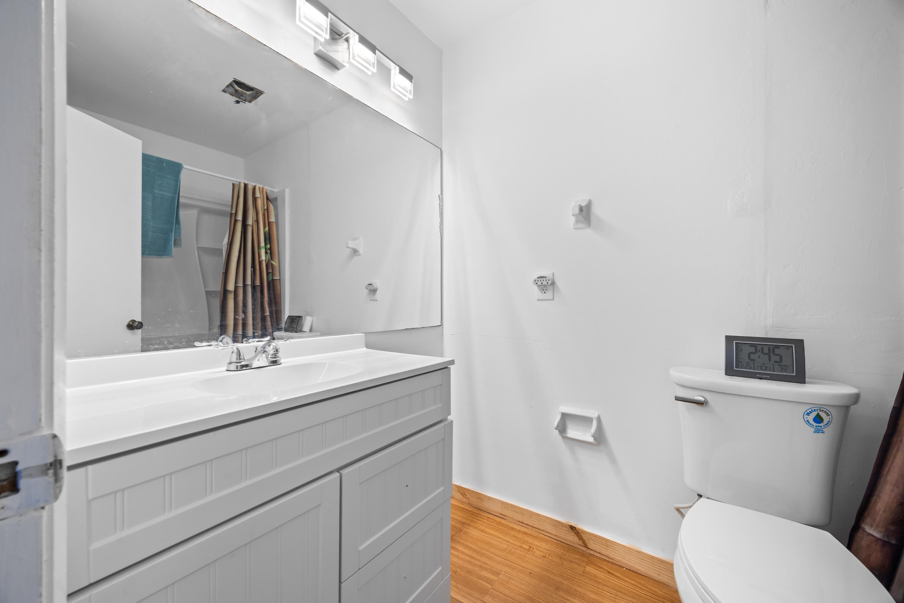 310 Sandtree Drive Property Photo 17