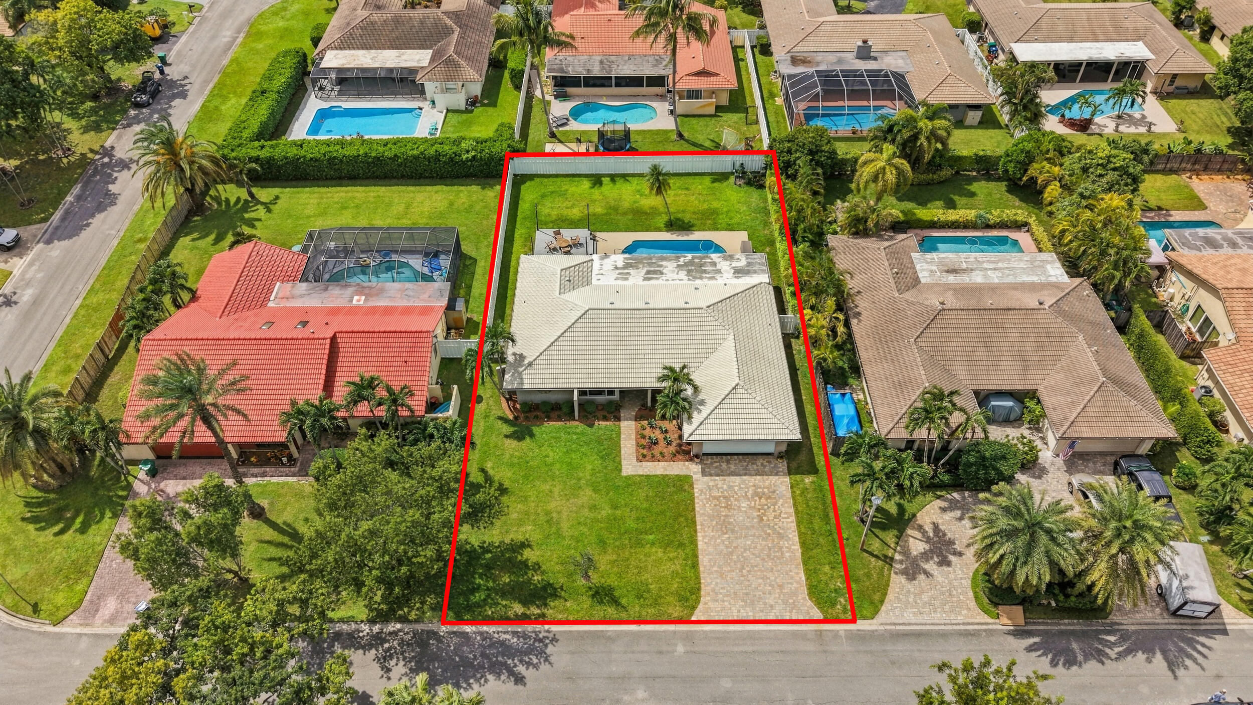 626 Nw 100th Way Property Photo 4