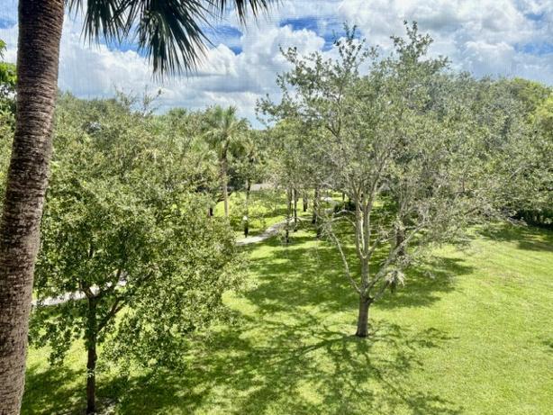 6095 N Sabal Palm Boulevard 308 Property Photo 17