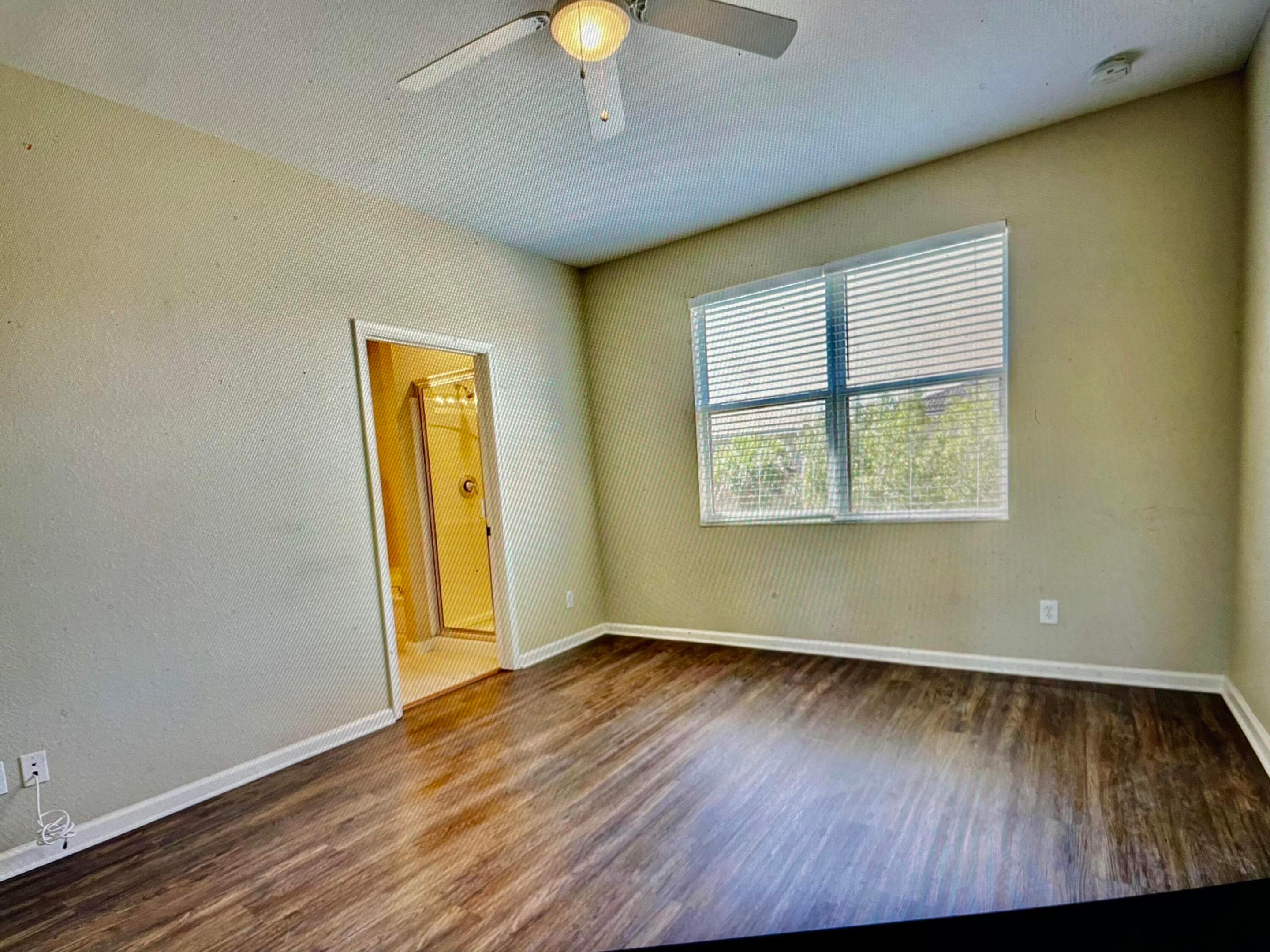 730 Nw Leonardo Circle Property Photo 5