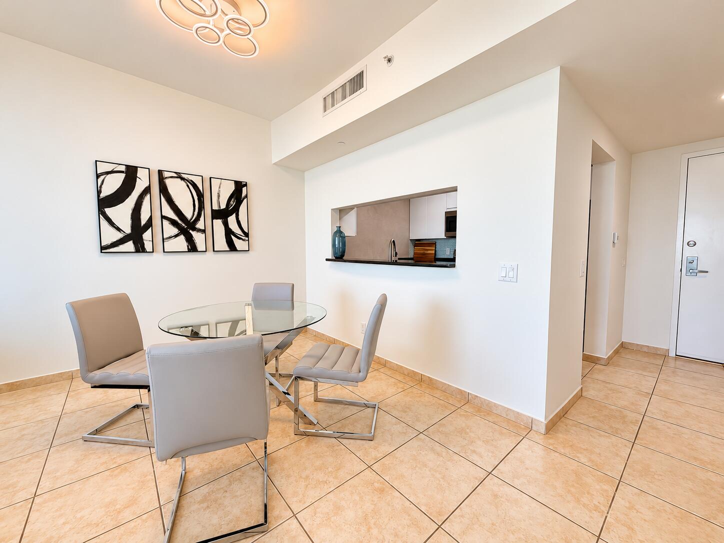 2475 Brickell Avenue 1705 Property Photo 3