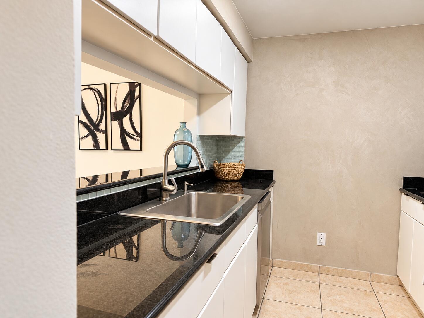 2475 Brickell Avenue 1705 Property Photo 5