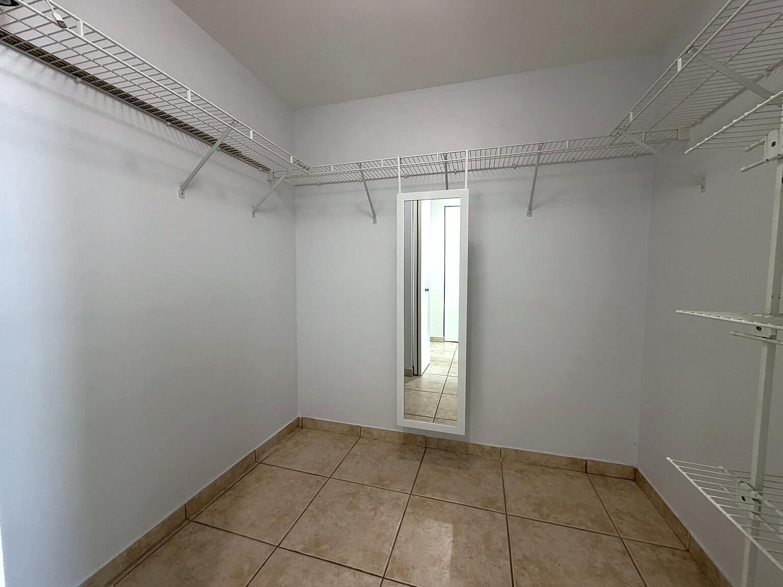 2475 Brickell Avenue 1705 Property Photo 13