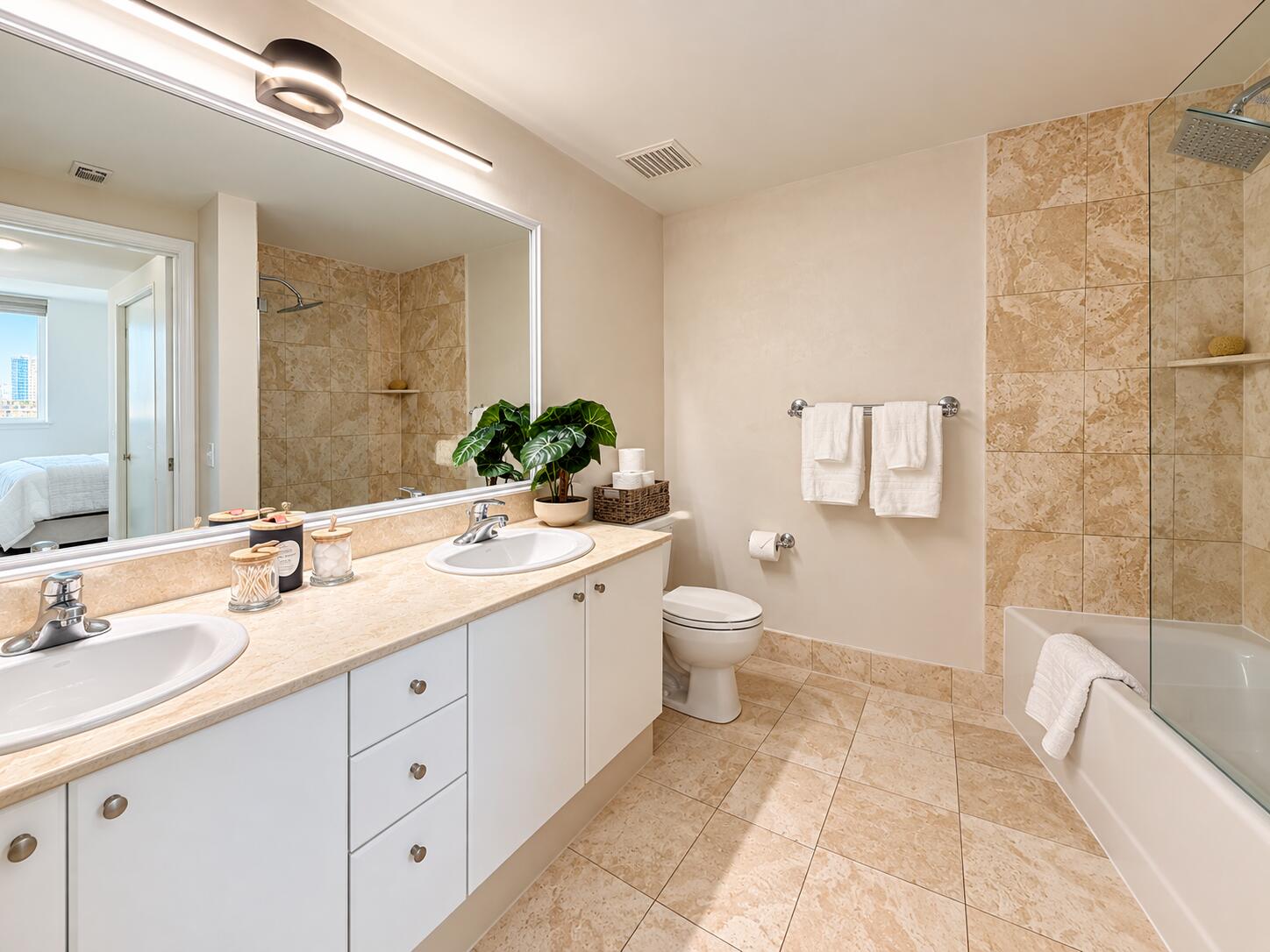 2475 Brickell Avenue 1705 Property Photo 14