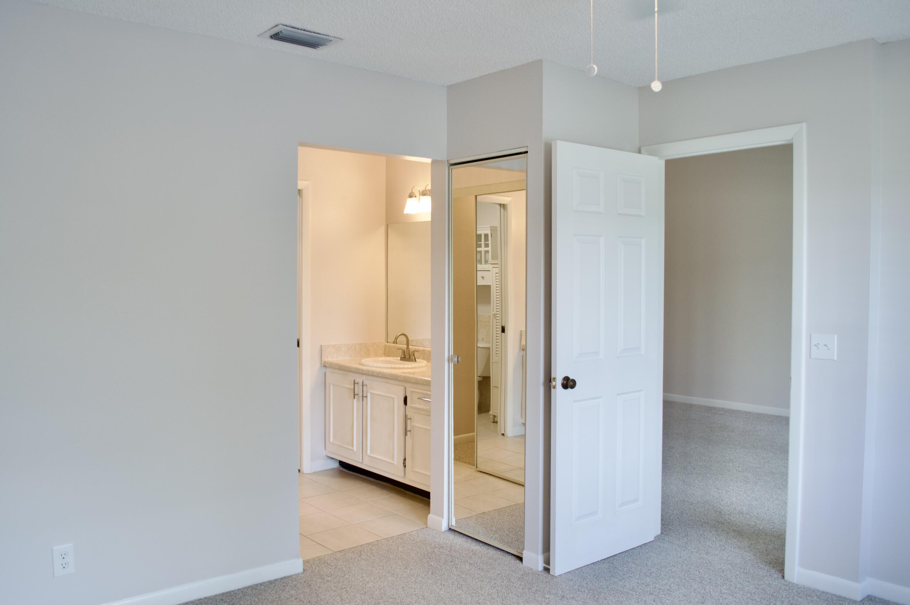 301 Sabal Ridge Circle F Property Photo 9